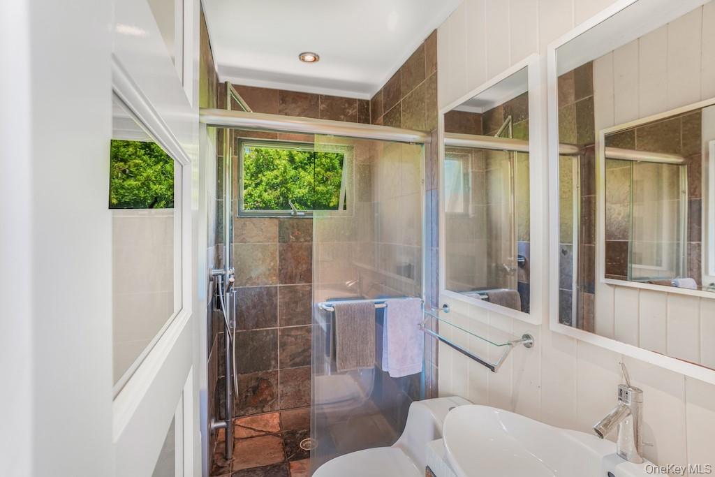 136 Beach Hill Walk Property Photo 7