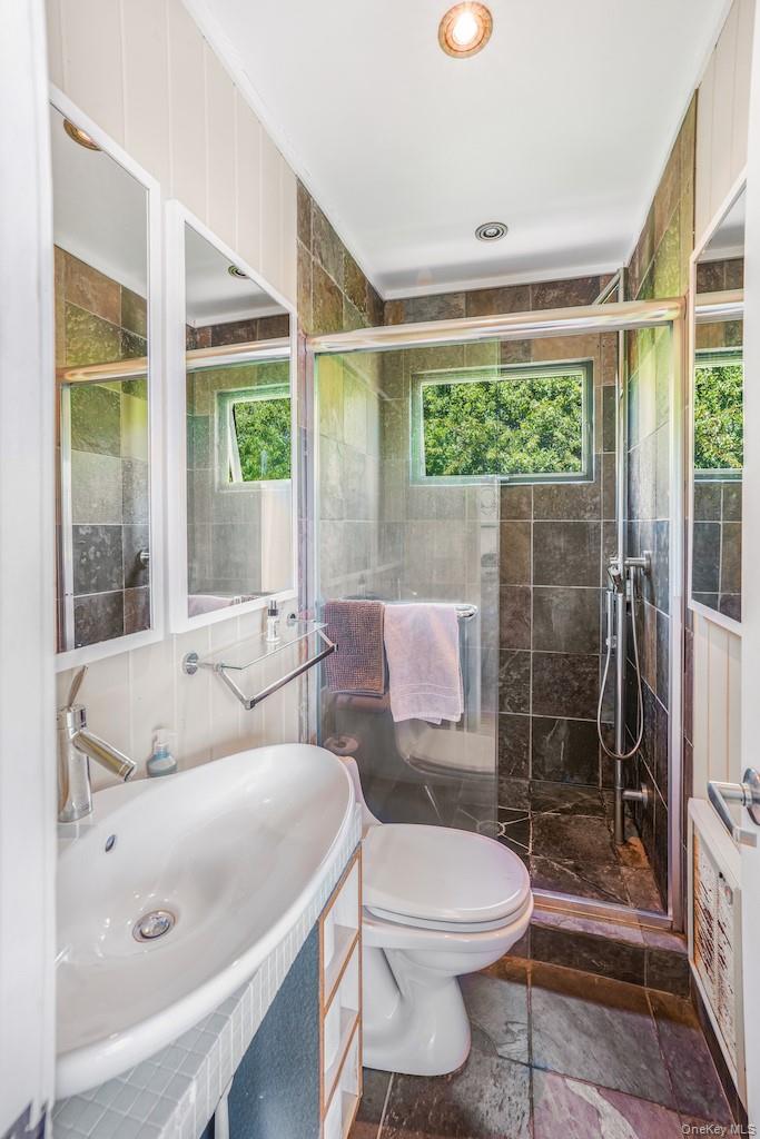136 Beach Hill Walk Property Photo 10