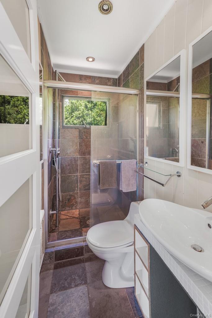 136 Beach Hill Walk Property Photo 11
