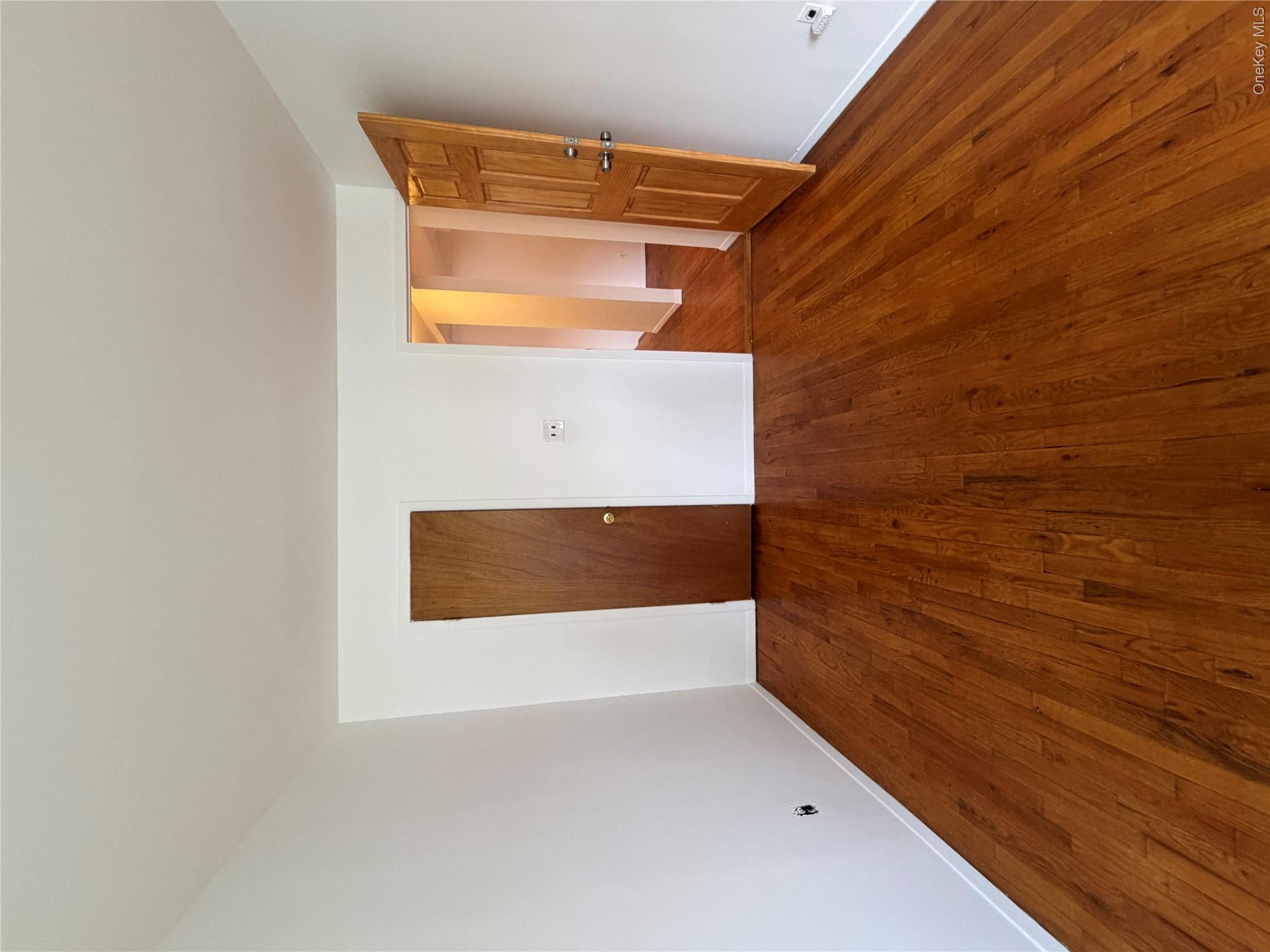 1013763 Property Photo 8