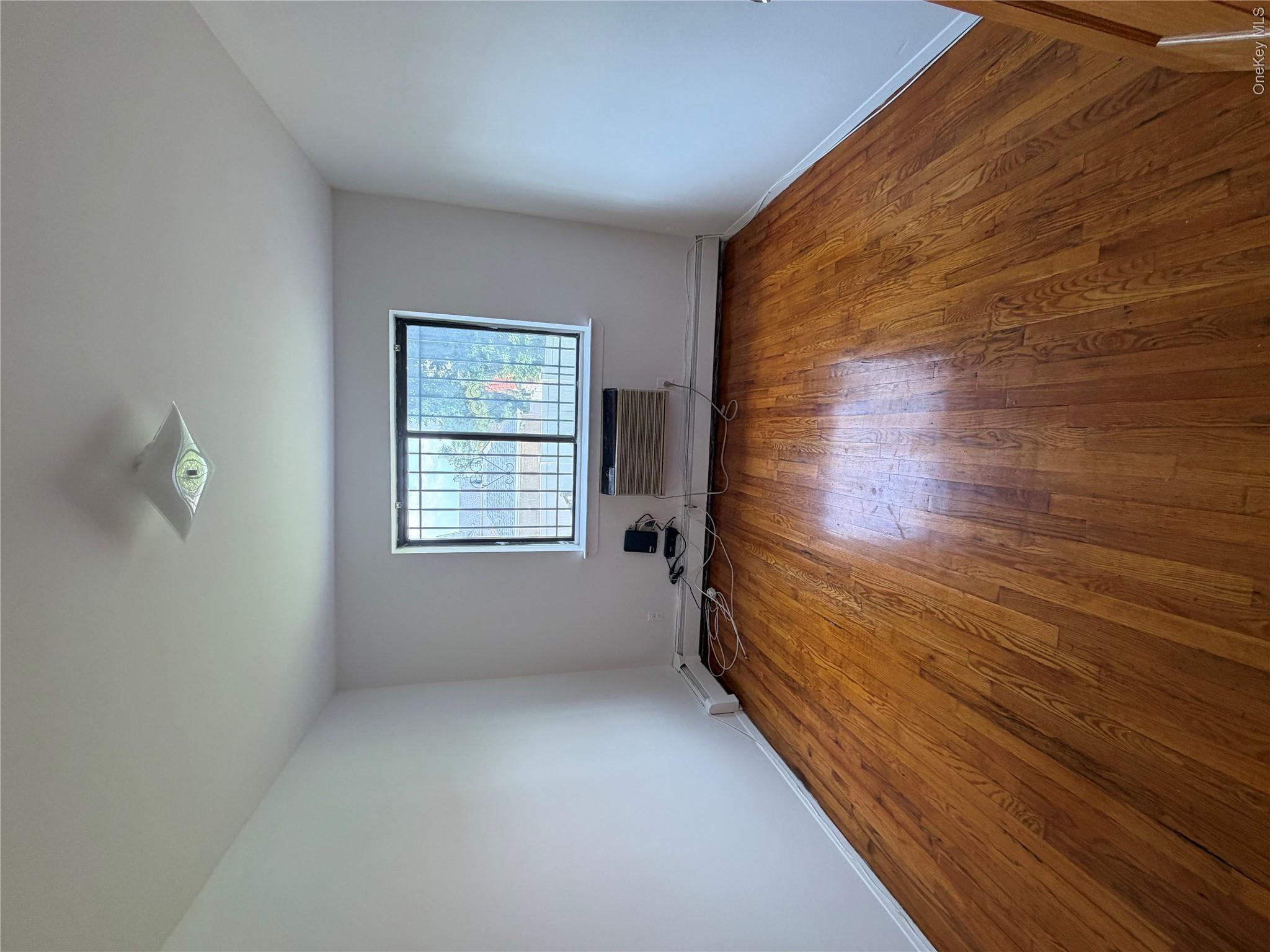 1013763 Property Photo 9