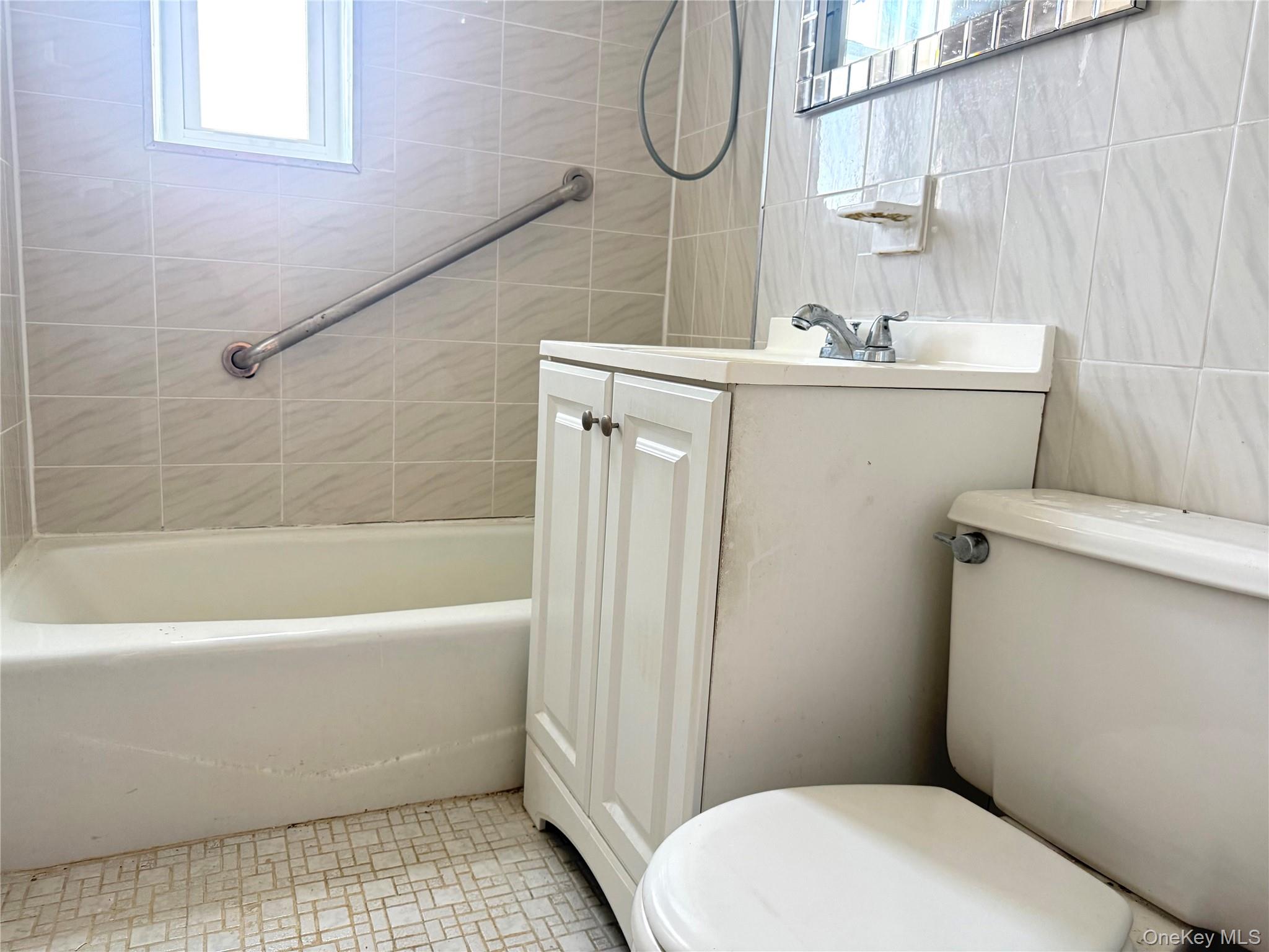 21 Fairview Avenue 518 Property Photo 12