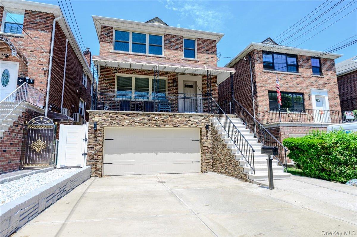 1183 Neill Avenue Property Photo 1