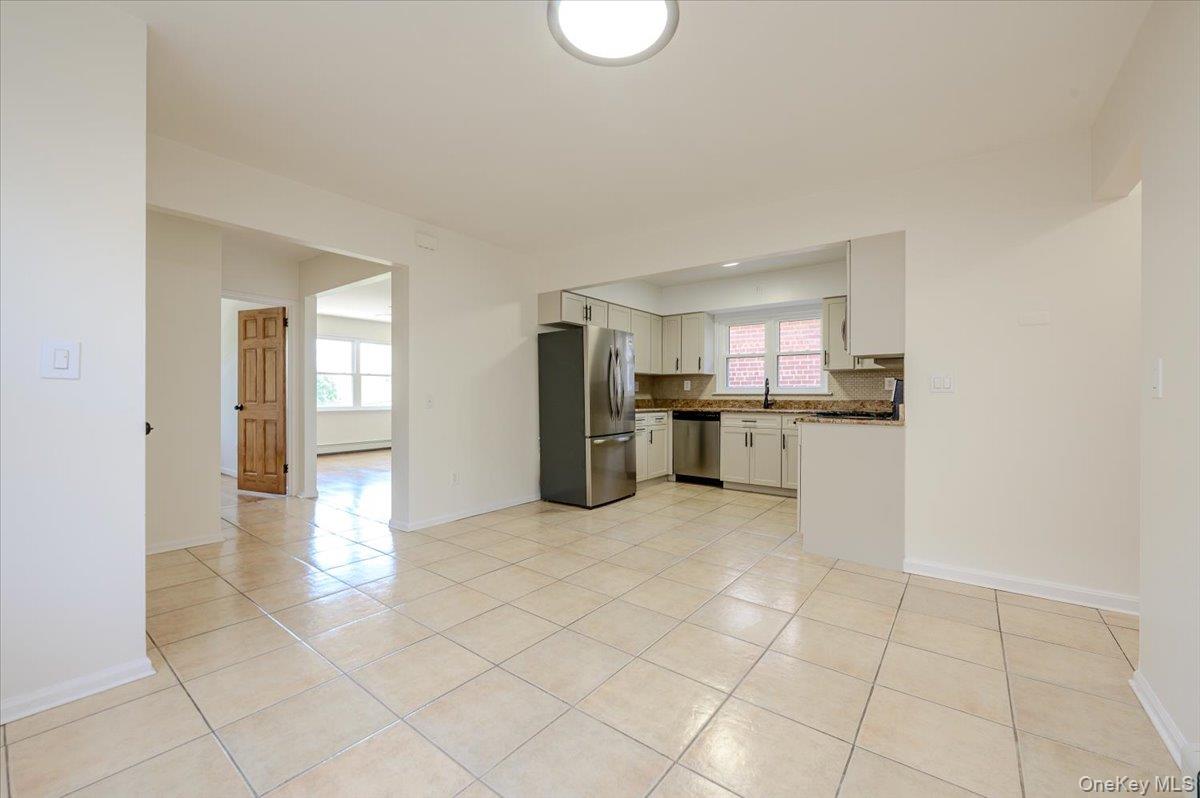 1183 Neill Avenue Property Photo 8