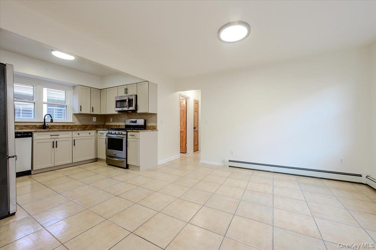 1183 Neill Avenue Property Photo 9