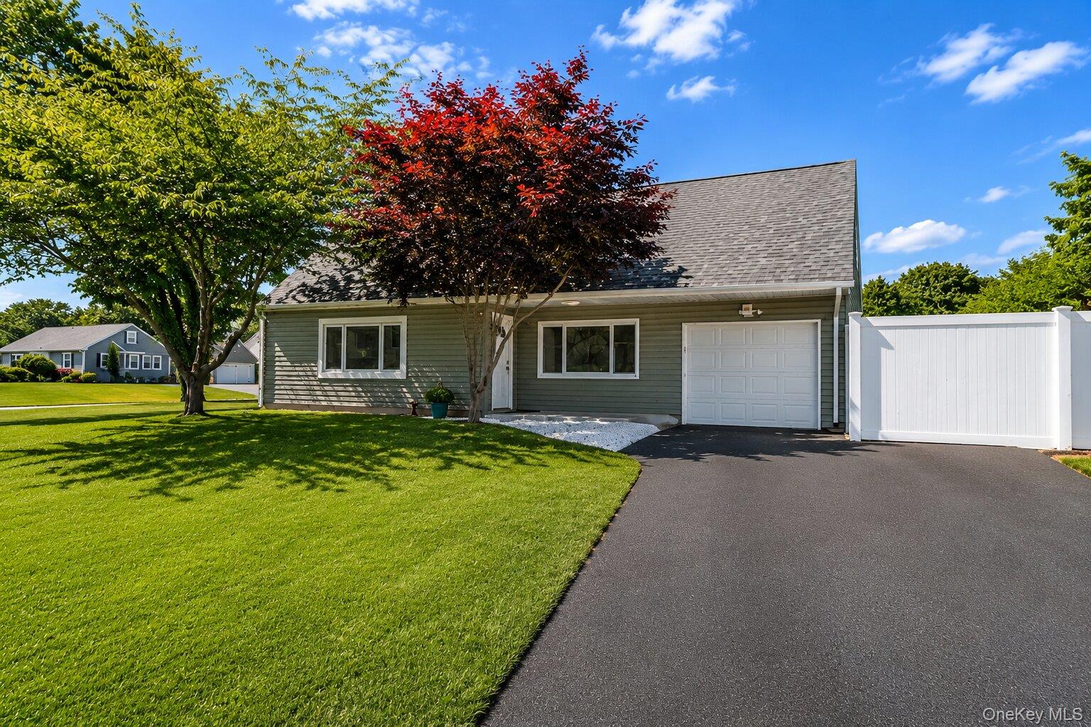 29 Pitchpine Place Property Photo 2