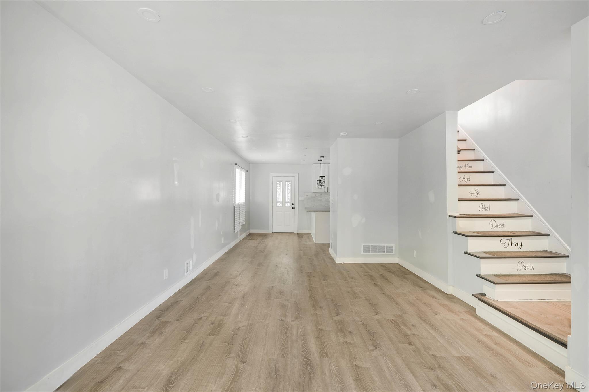 17816 Zoller Road Property Photo 2