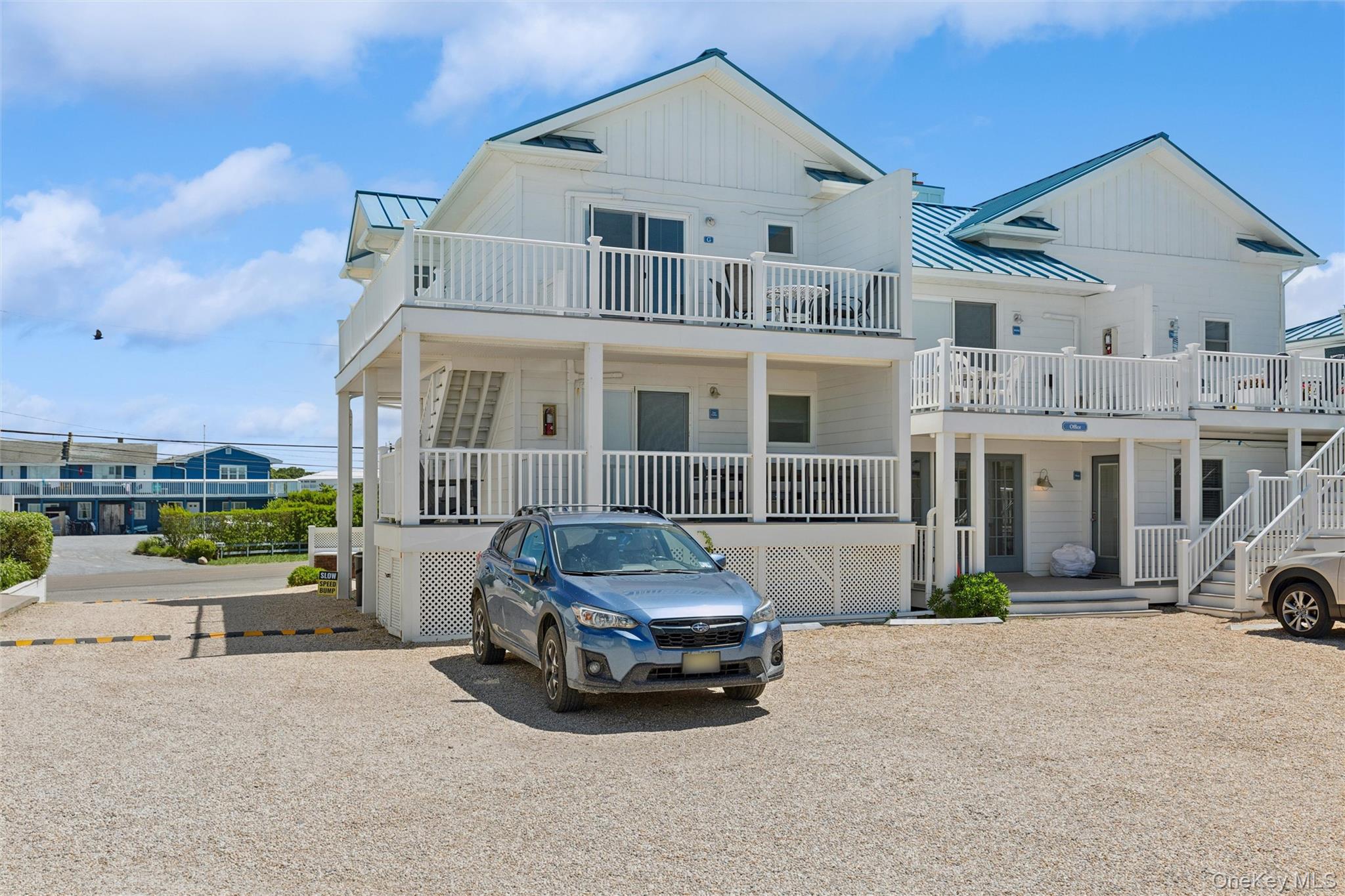 6 Soundview Drive G Property Photo 2