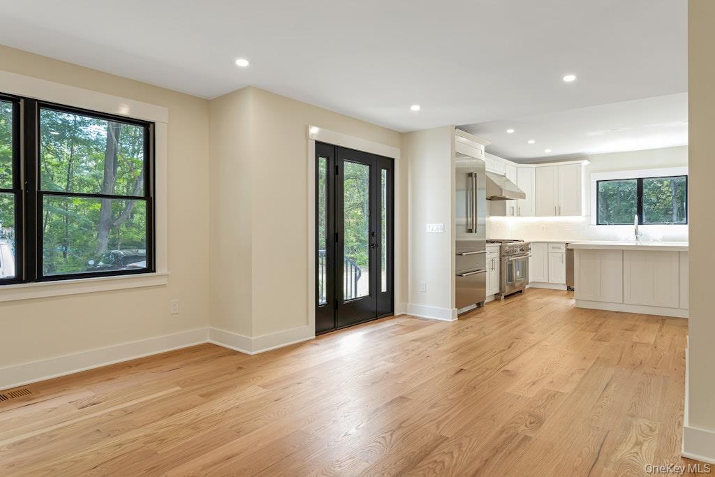 676 Hardscrabble Road Property Photo 11