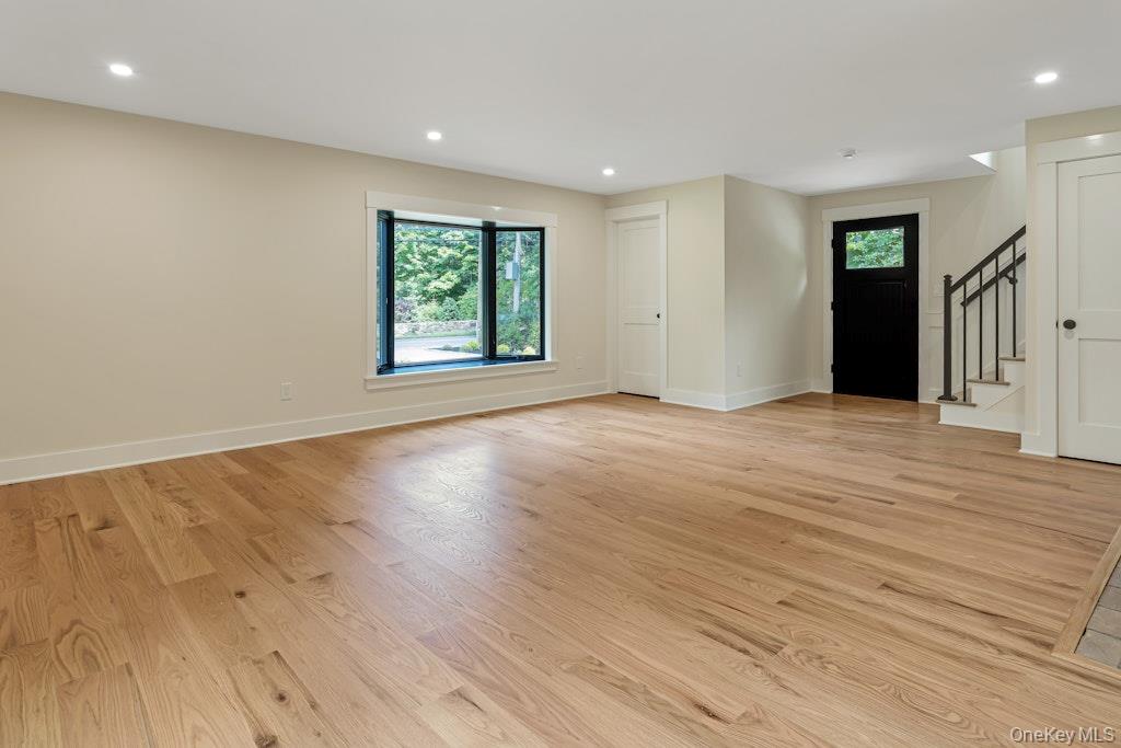 676 Hardscrabble Road Property Photo 17