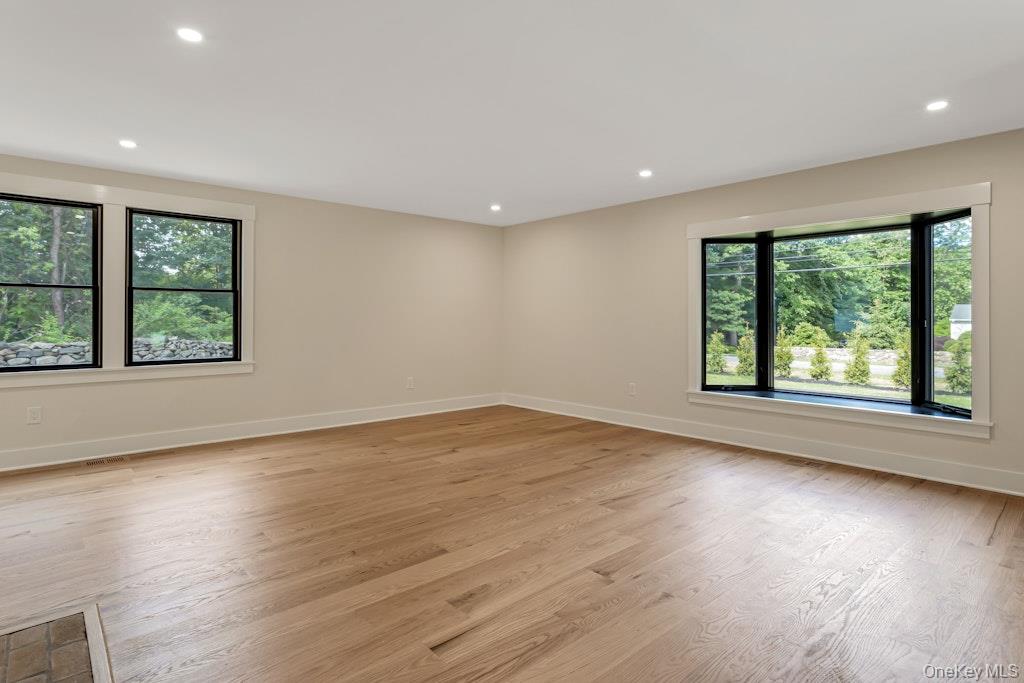 676 Hardscrabble Road Property Photo 18
