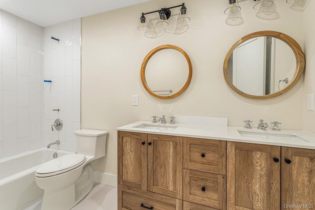 676 Hardscrabble Road Property Photo 34