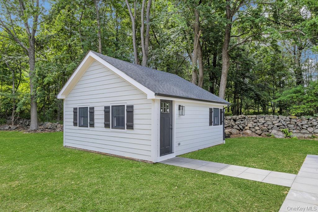 676 Hardscrabble Road Property Photo 38