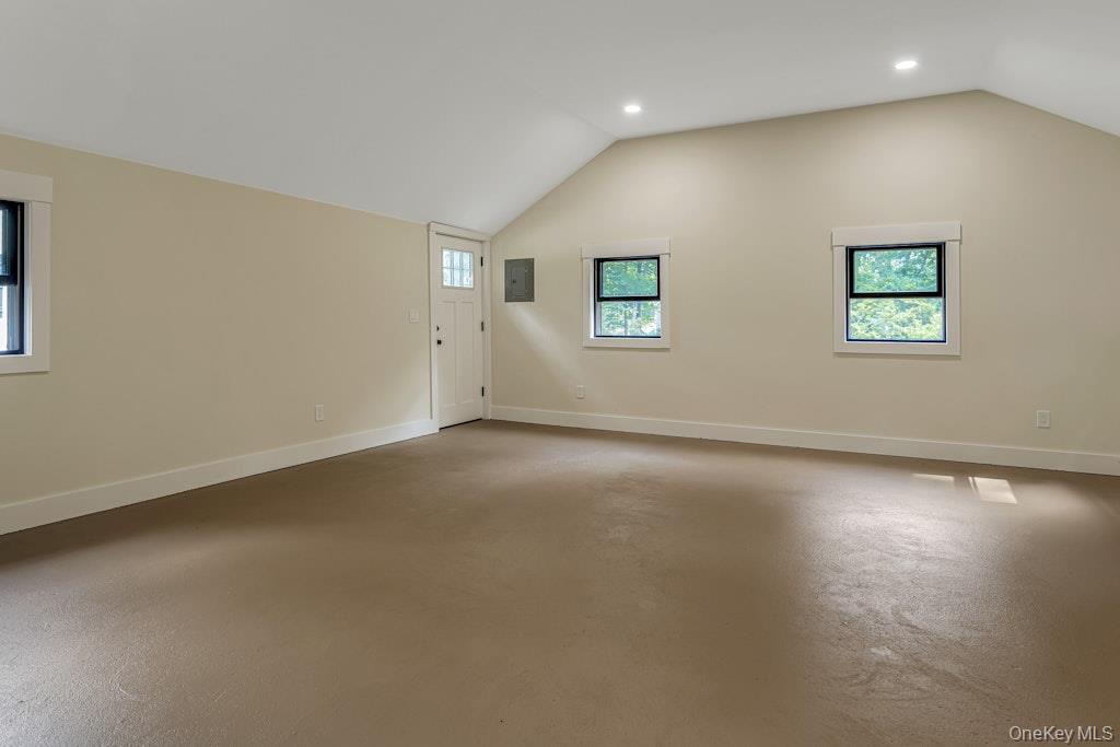 676 Hardscrabble Road Property Photo 39