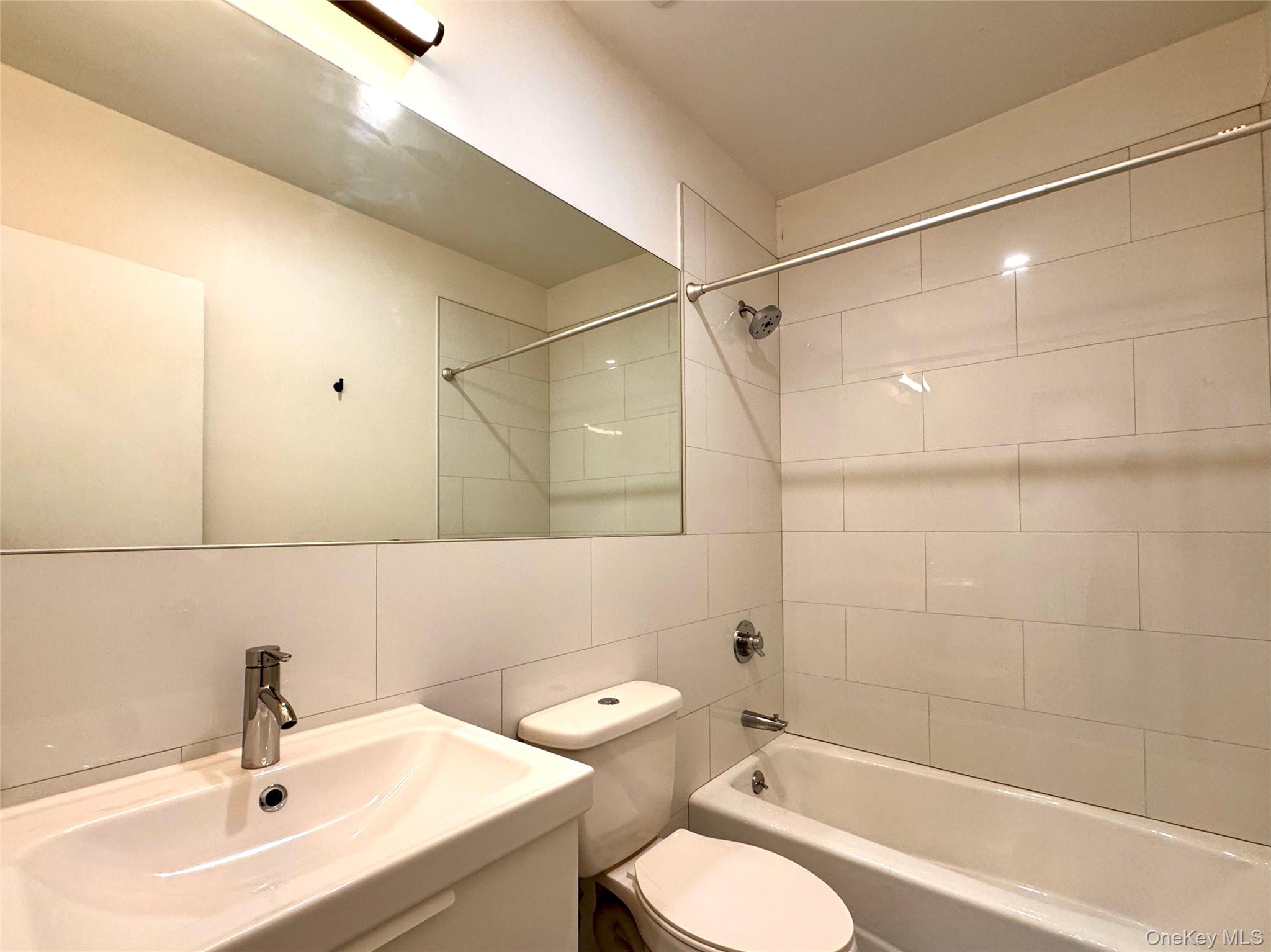 121 Lander Street 4 Property Photo 7