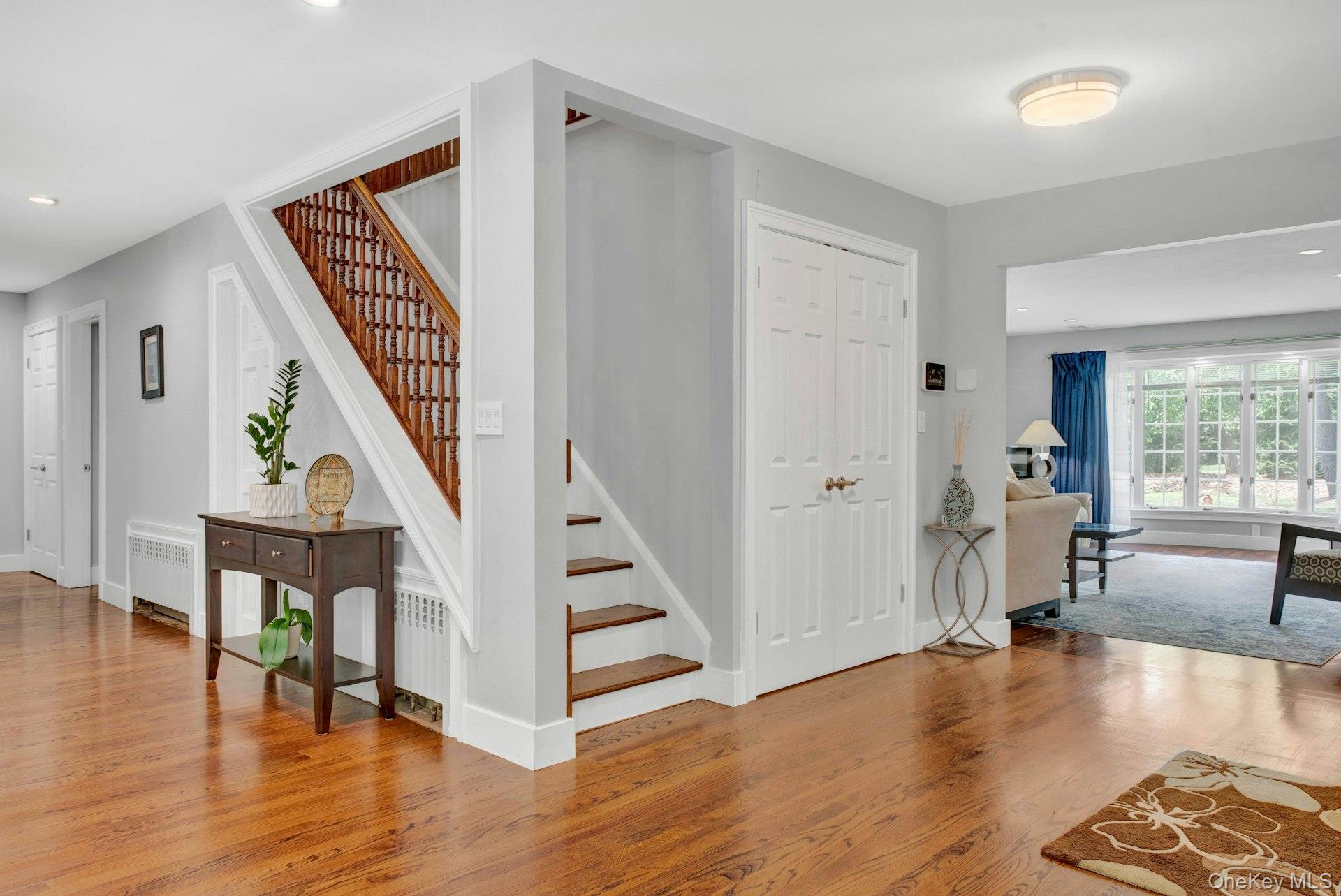 459-461 Haverstraw Road Property Photo 6