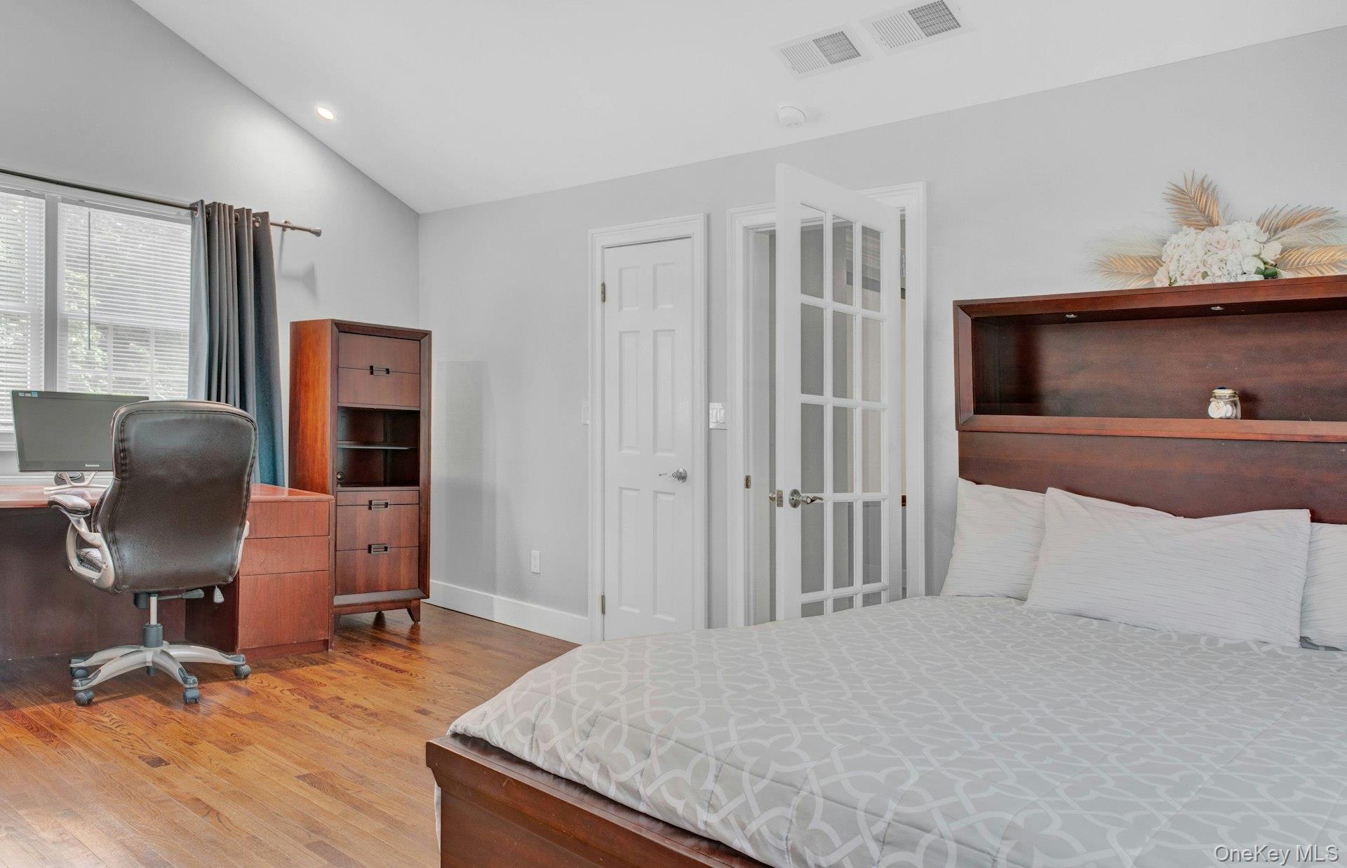 459-461 Haverstraw Road Property Photo 20