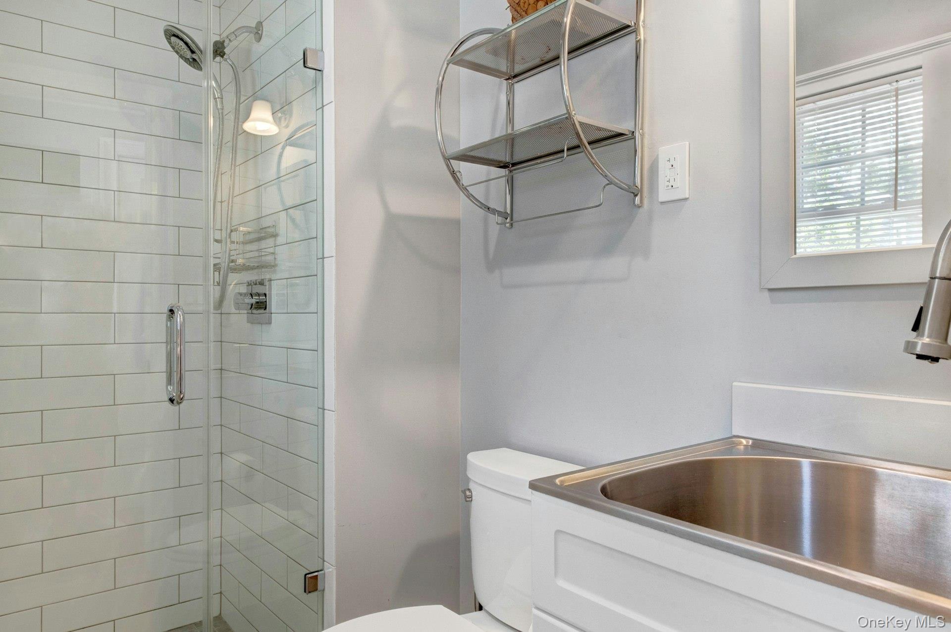 459-461 Haverstraw Road Property Photo 26
