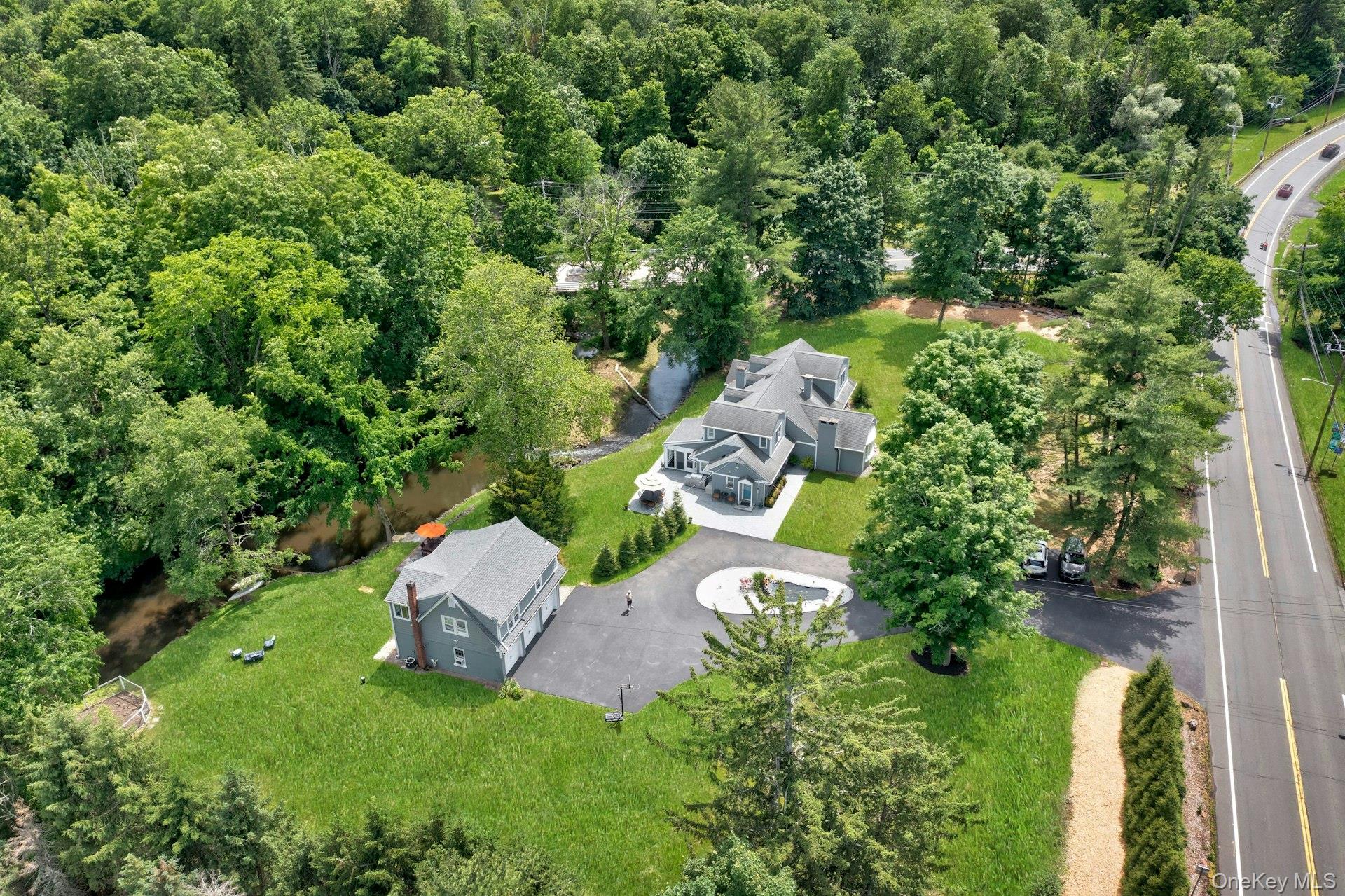 459-461 Haverstraw Road Property Photo 40