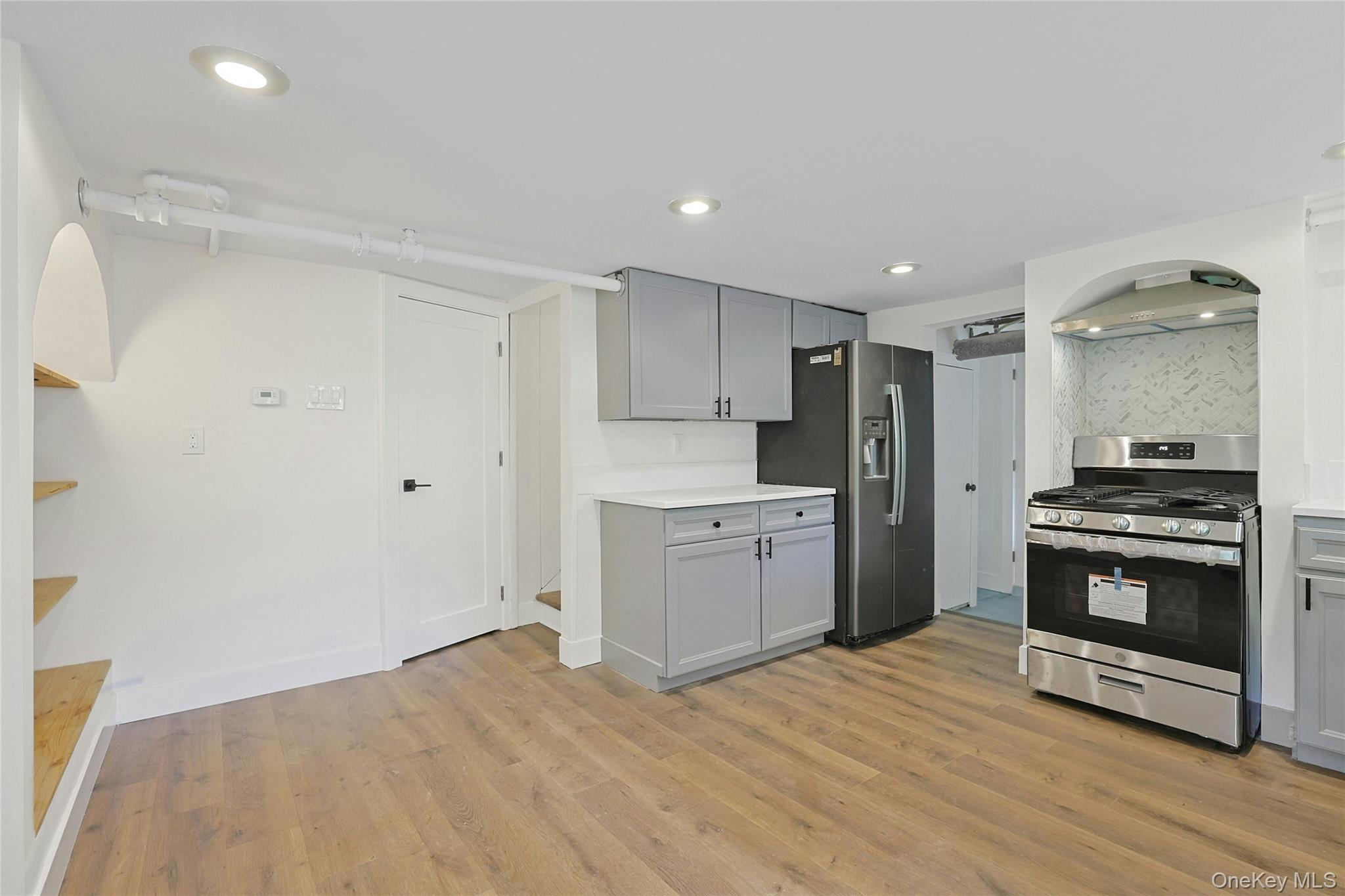 12 Shadyside Avenue Property Photo 26