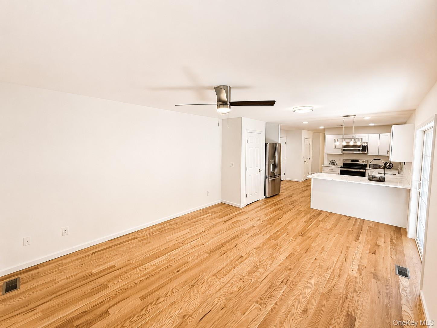 37-39 Wisner Avenue Property Photo 13