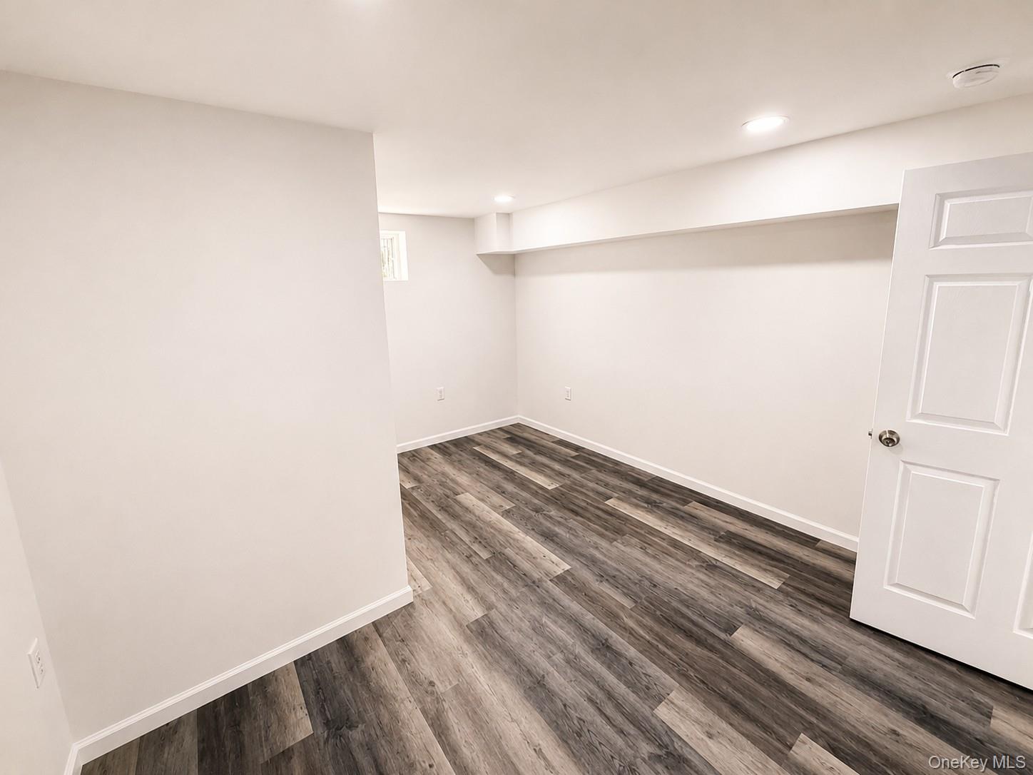 37-39 Wisner Avenue Property Photo 41