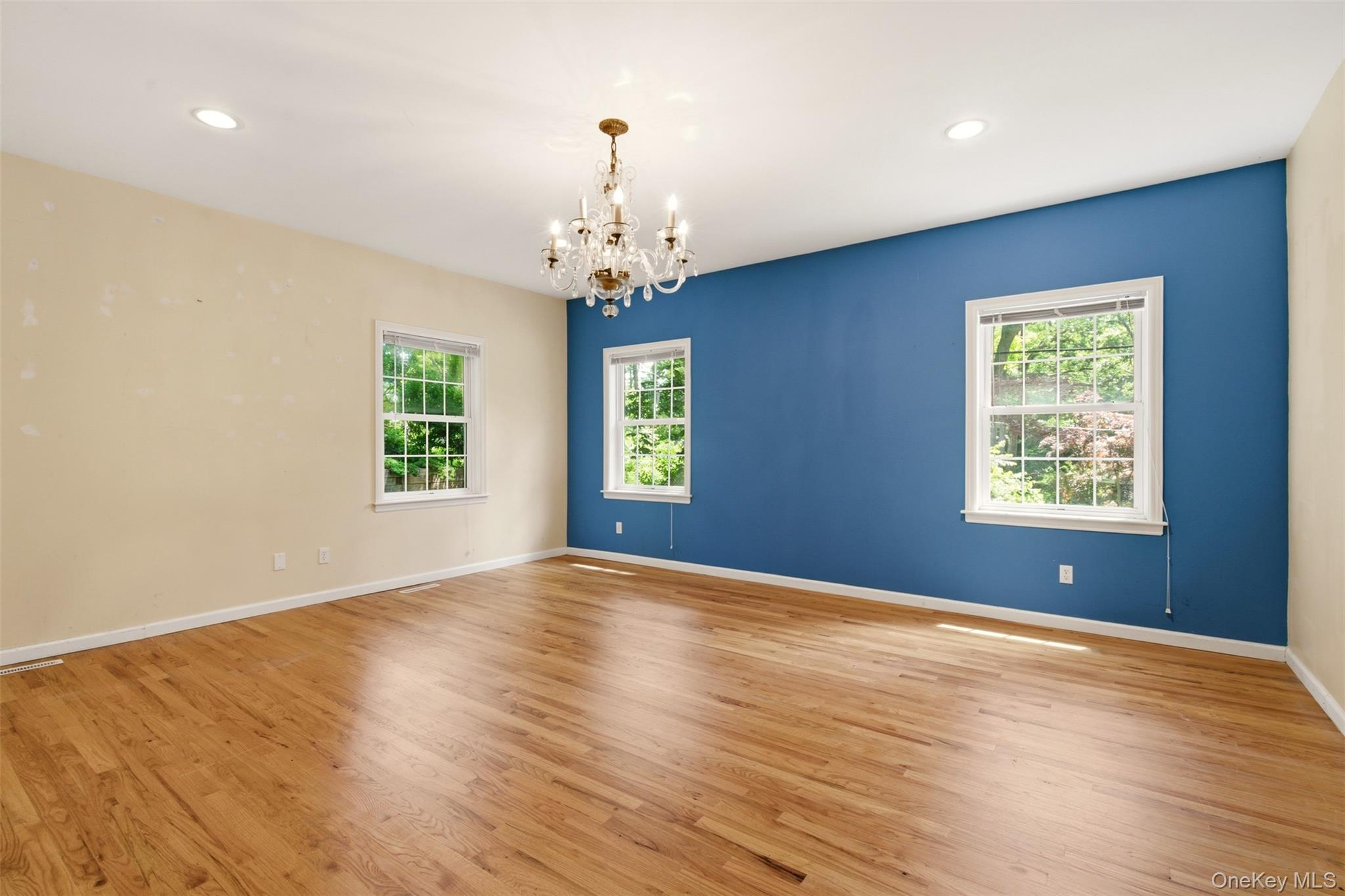 300 Mckinley Terrace Property Photo 6