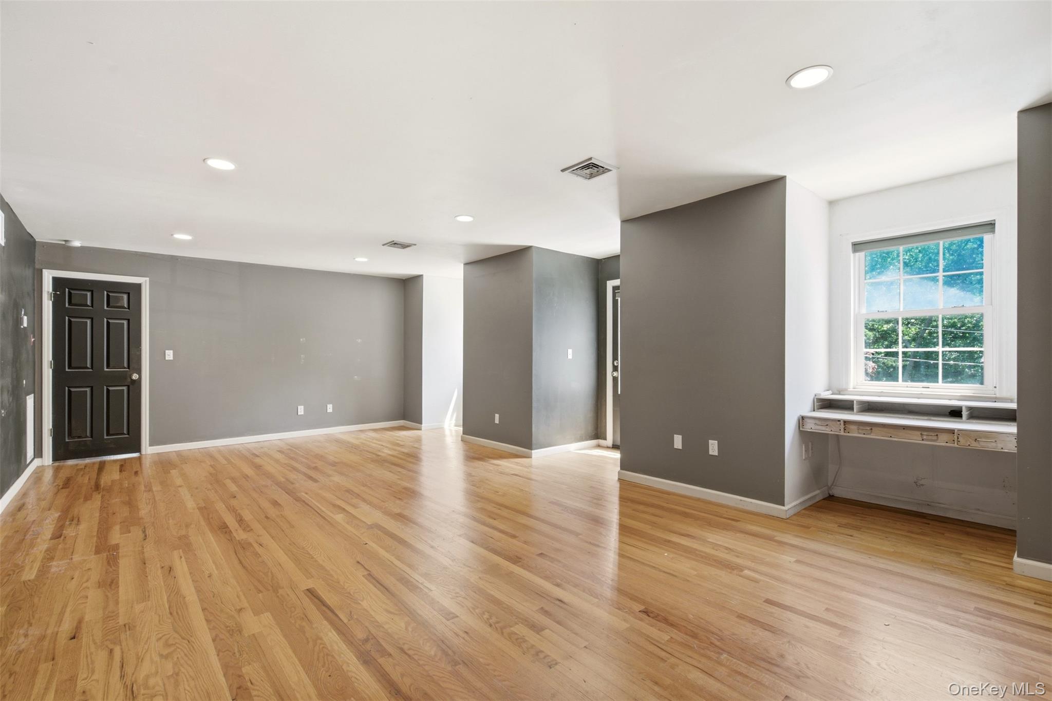 300 Mckinley Terrace Property Photo 15