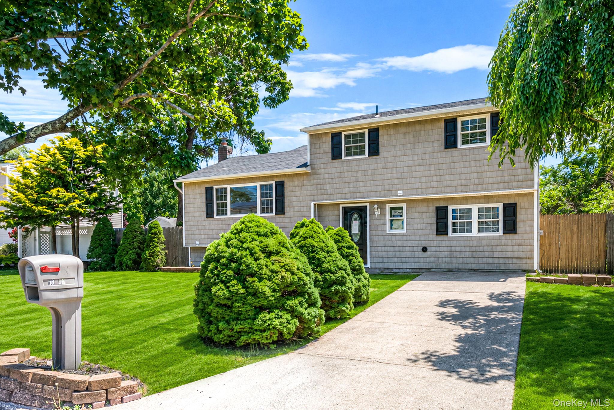 18 Lark Drive Property Photo 1