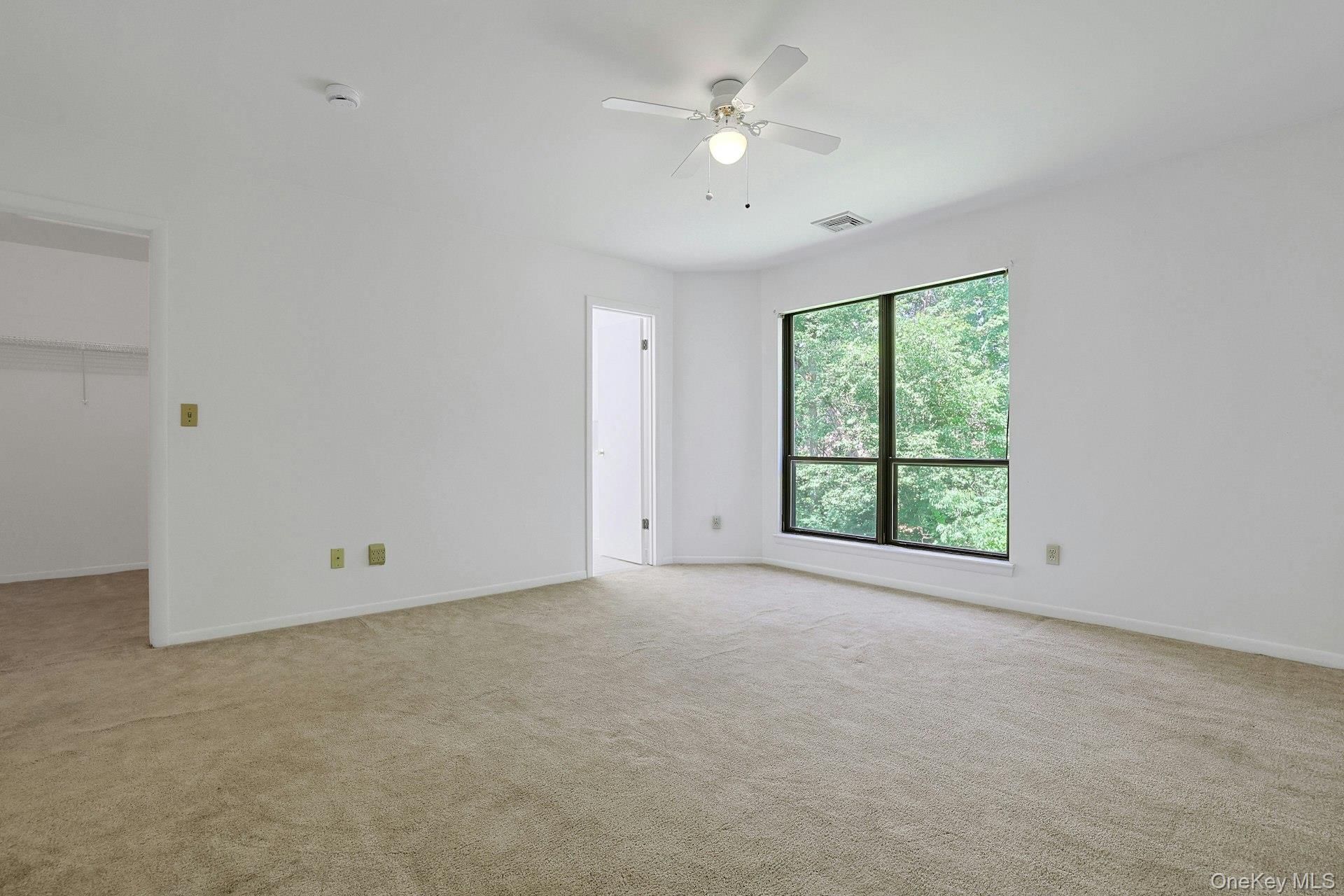 83 Deerfield Lane Property Photo 13