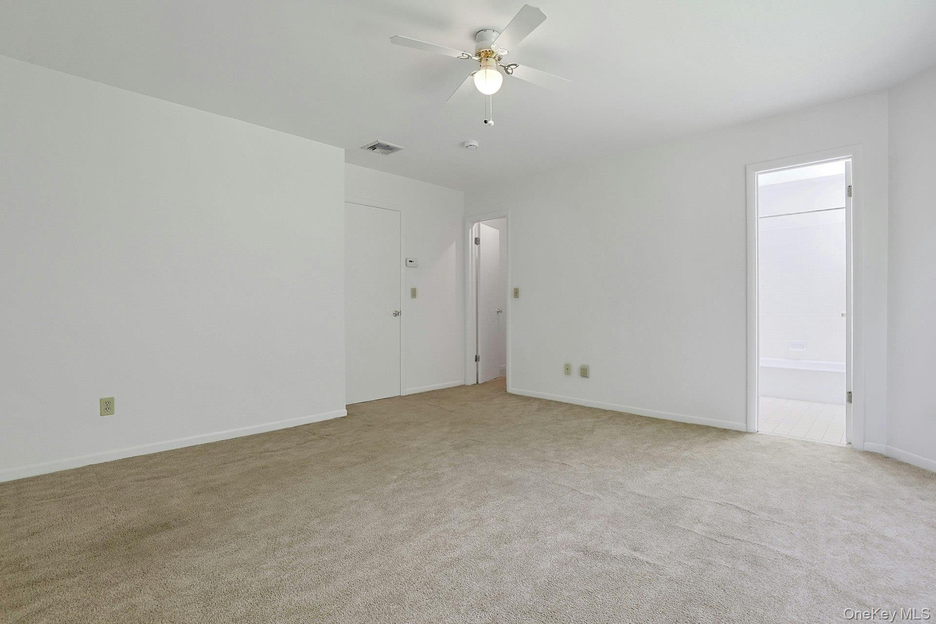 83 Deerfield Lane Property Photo 14