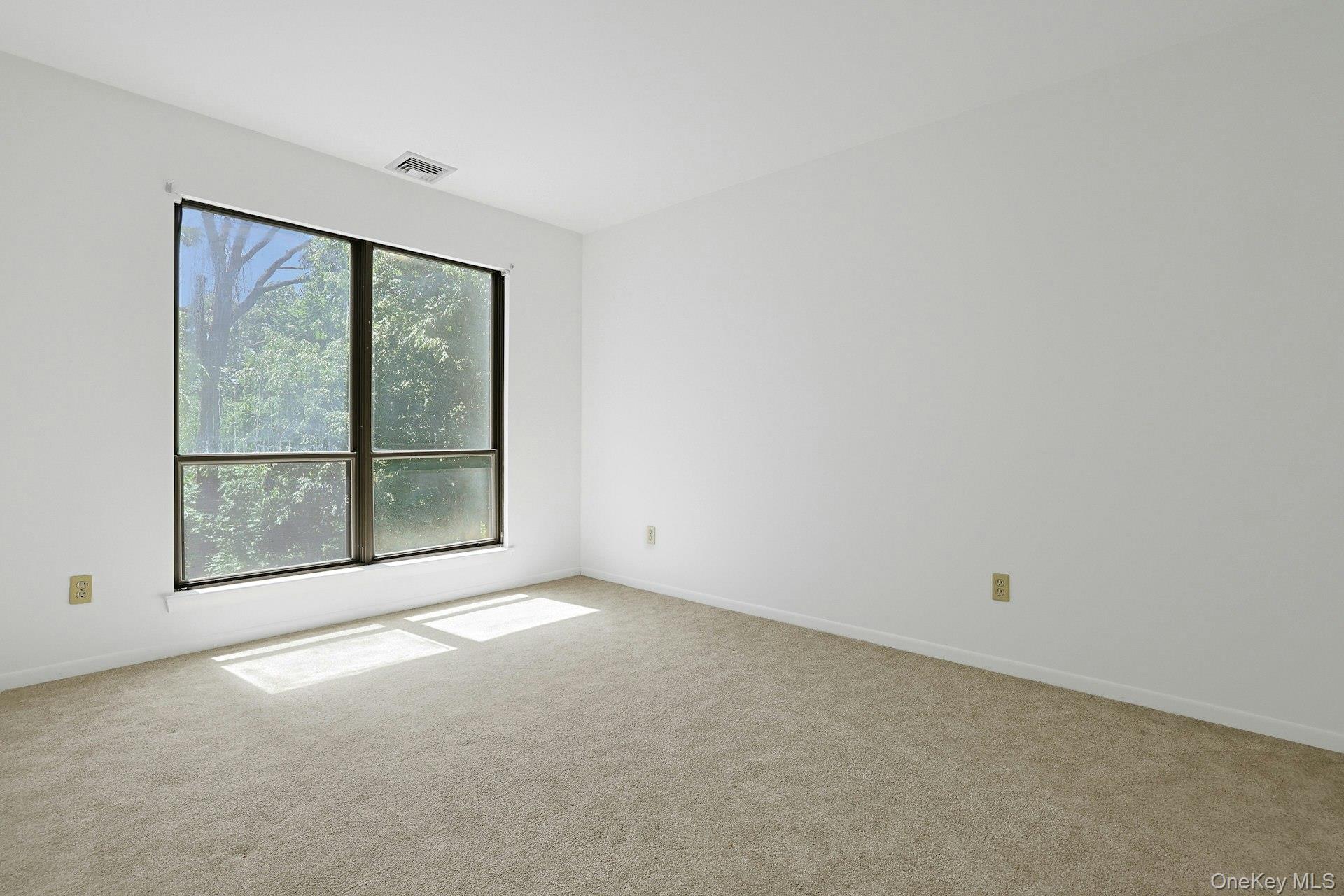 83 Deerfield Lane Property Photo 17