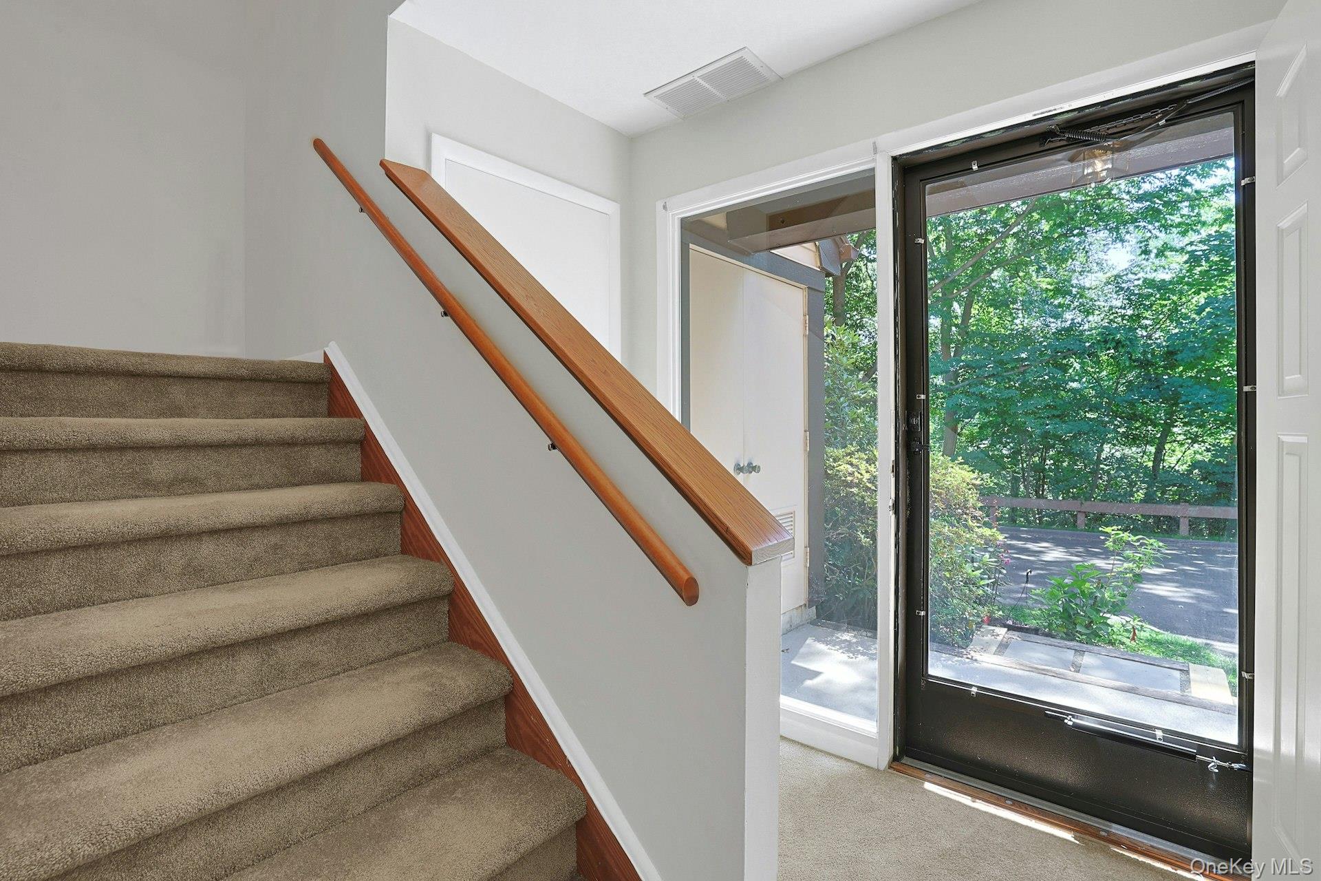 83 Deerfield Lane Property Photo 22