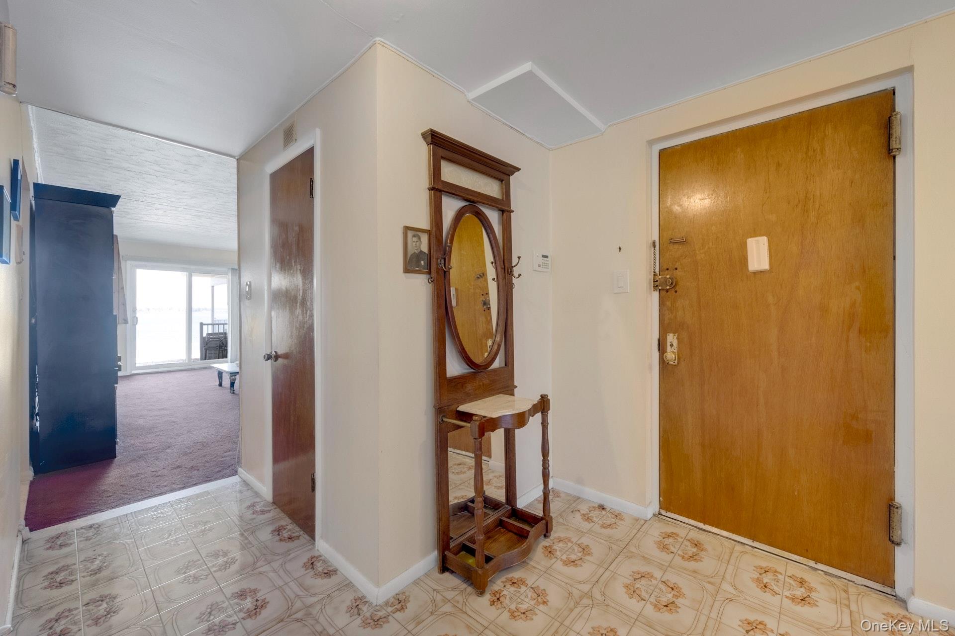 1490 Shore Drive 4f Property Photo 5
