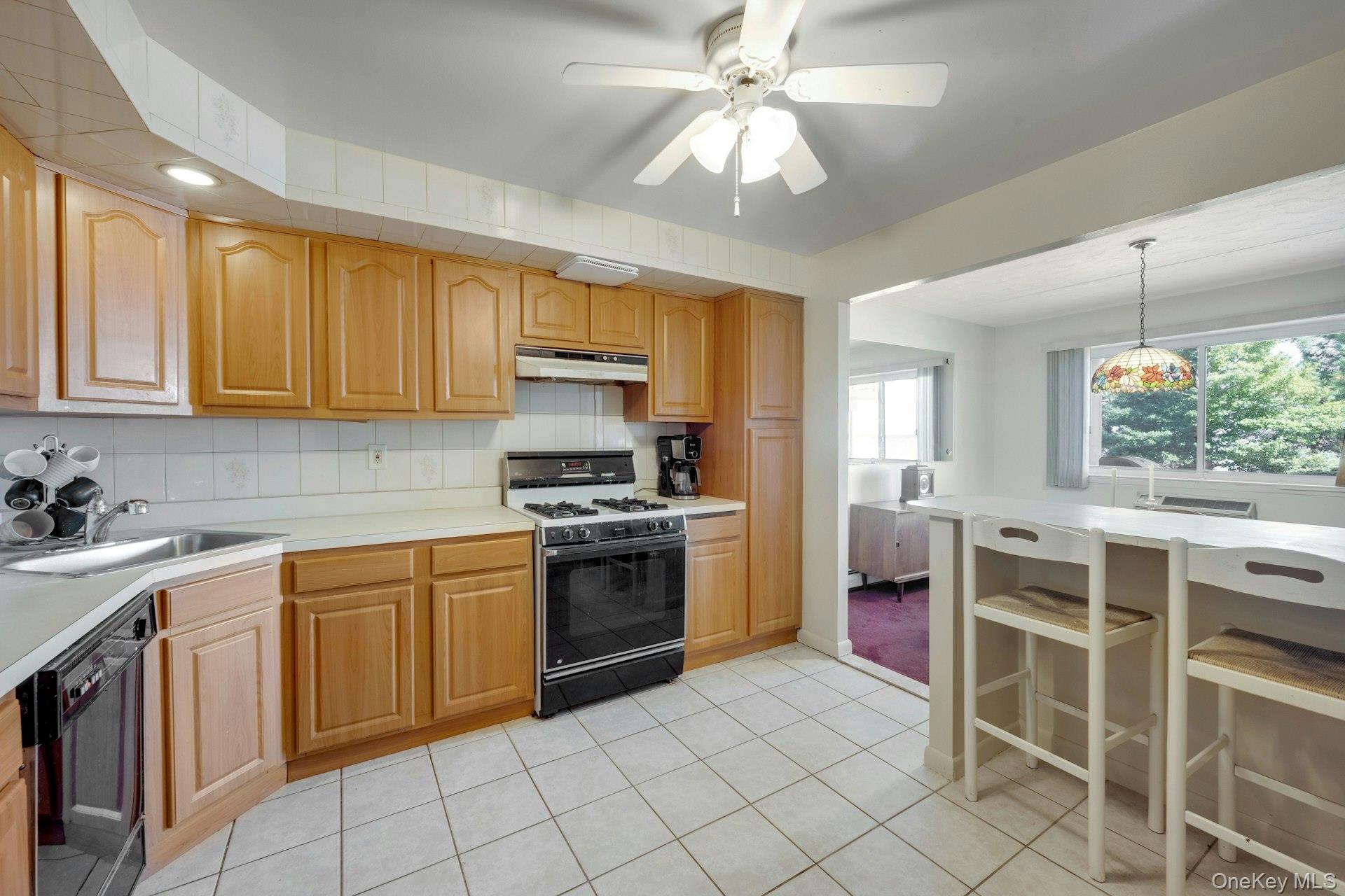 1490 Shore Drive 4f Property Photo 6