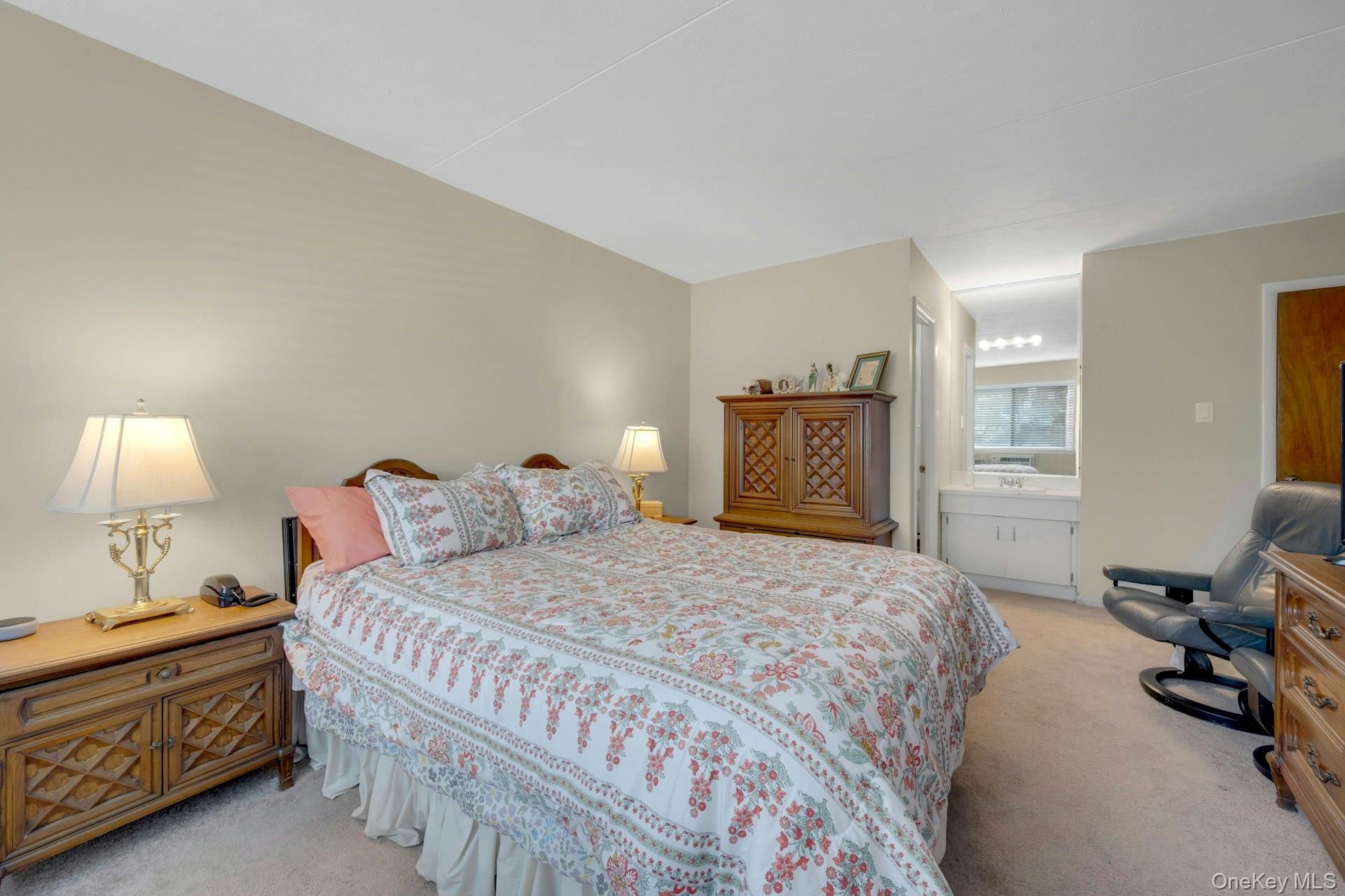 1490 Shore Drive 4f Property Photo 14