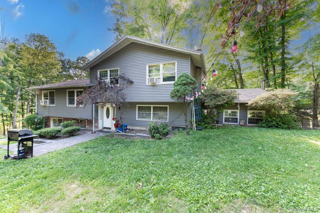 14 Englewood Terrace Property Photo 2