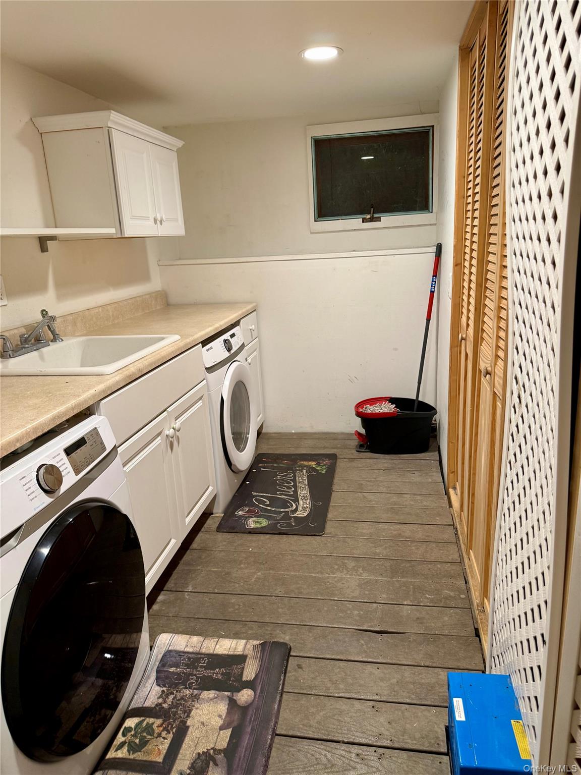 14 Englewood Terrace Property Photo 28