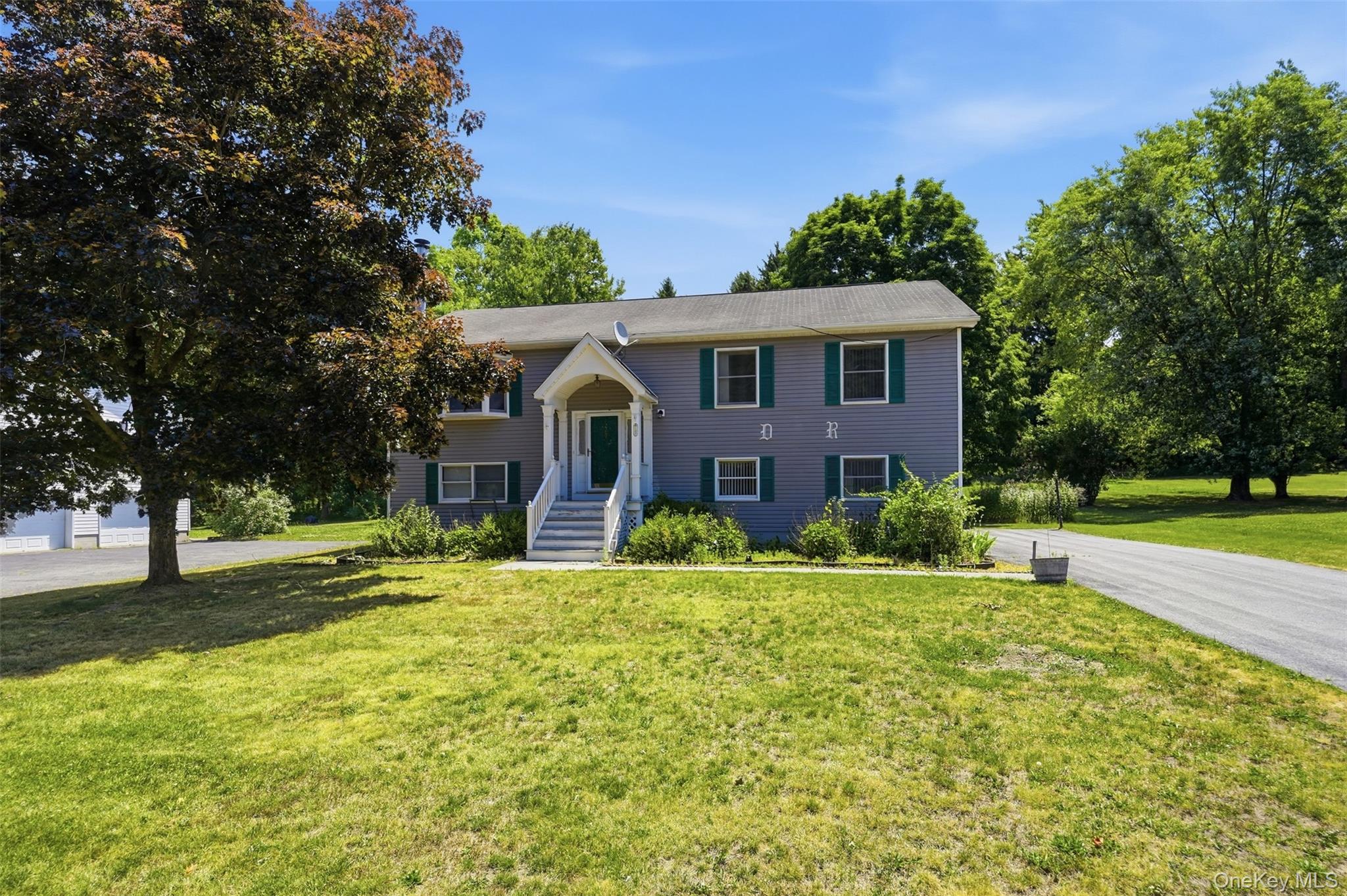 122 River Road Property Photo 1