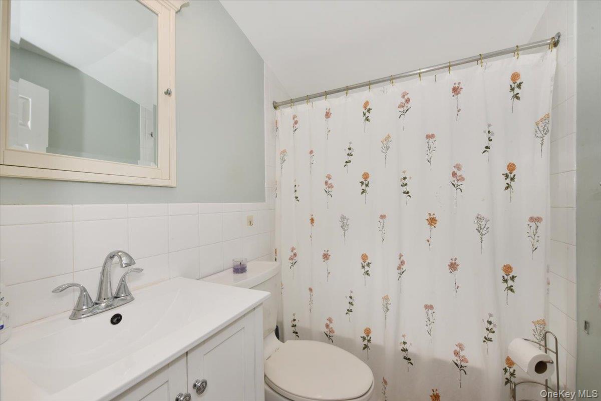 1872 Chester Drive Property Photo 19