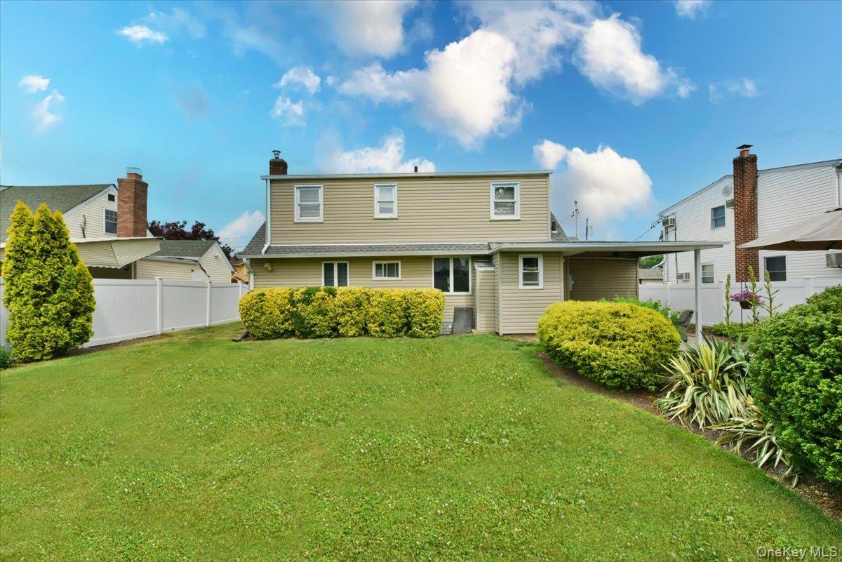 1872 Chester Drive Property Photo 22