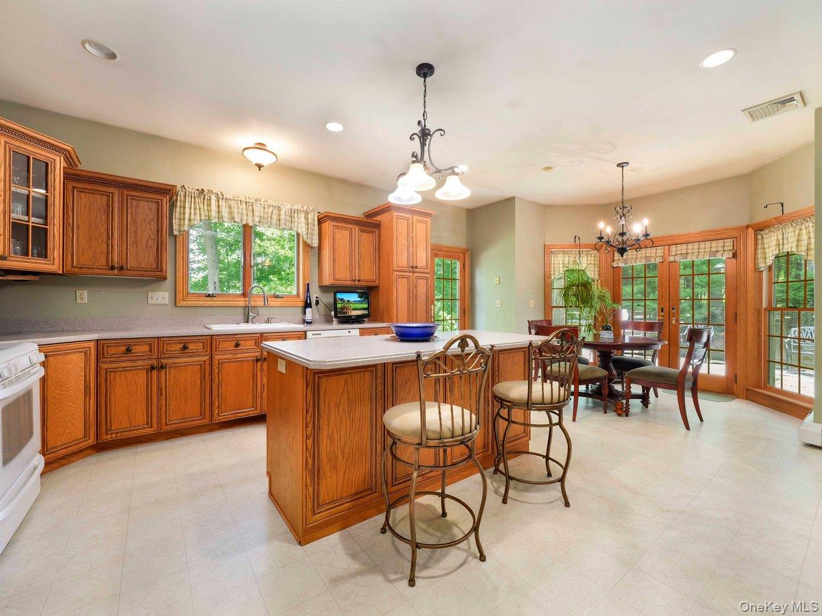 101 Azalea Court Property Photo 30