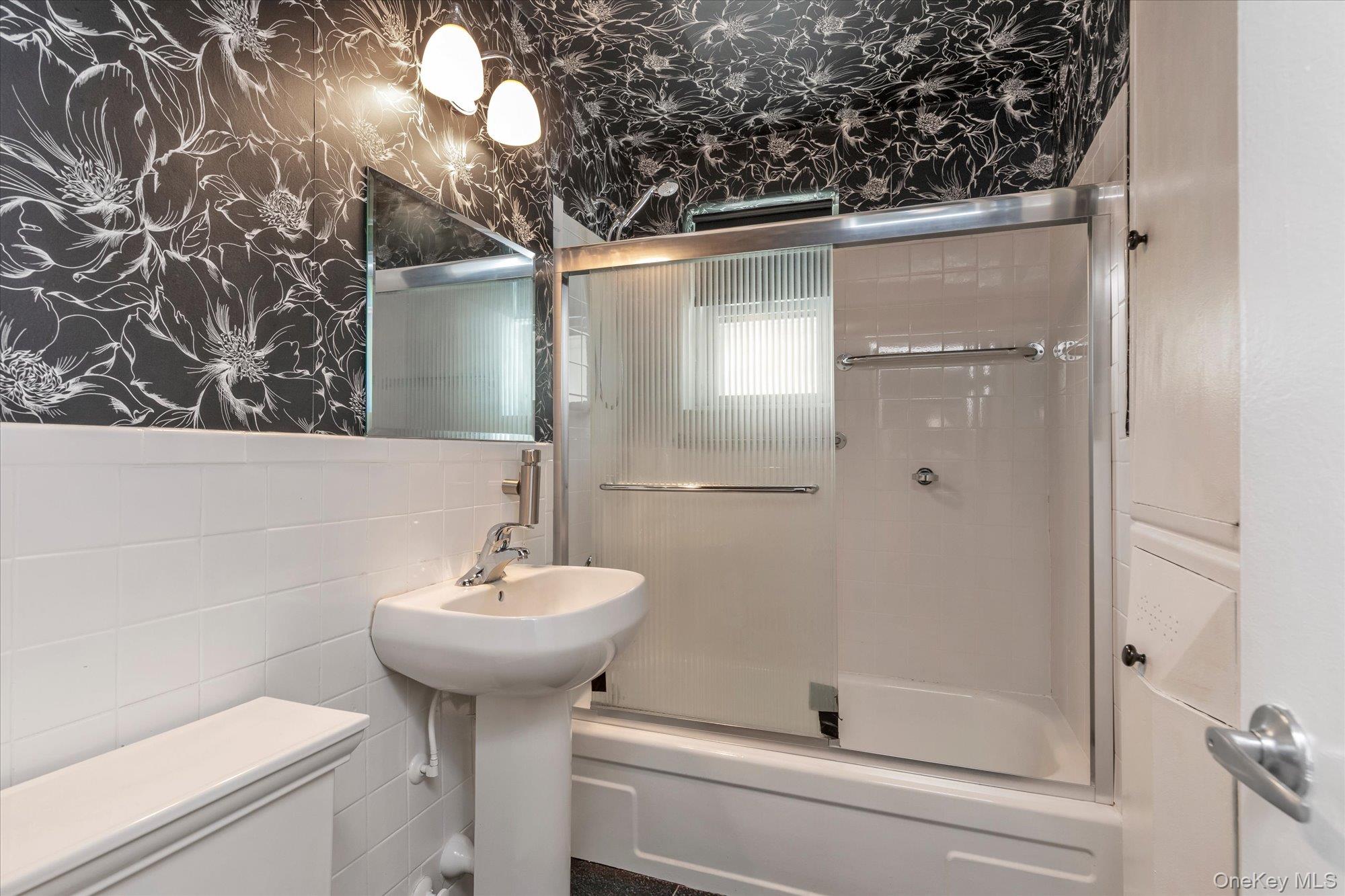 490 Atlantic Avenue 108 Property Photo 11