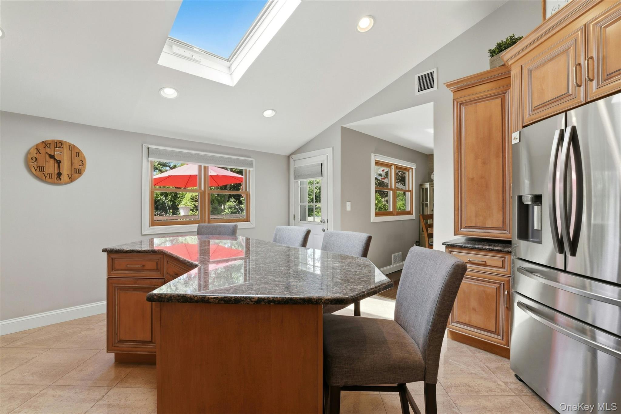 5 Pine Hill Lane Property Photo 8