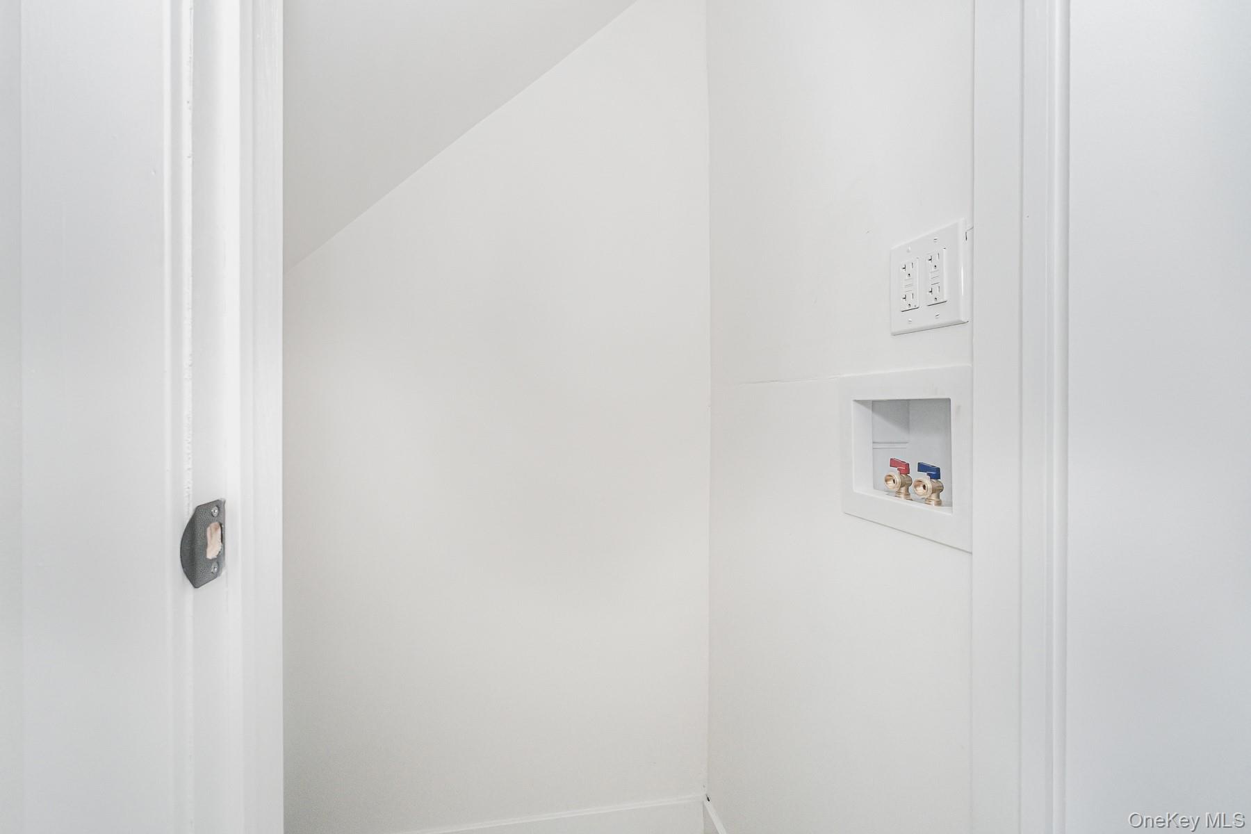 626 Rockaway Parkway Property Photo 14