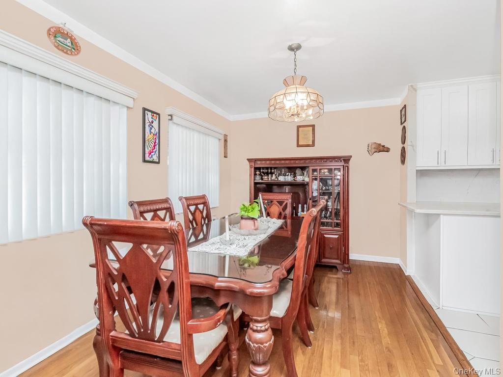 772 Home Street Property Photo 4