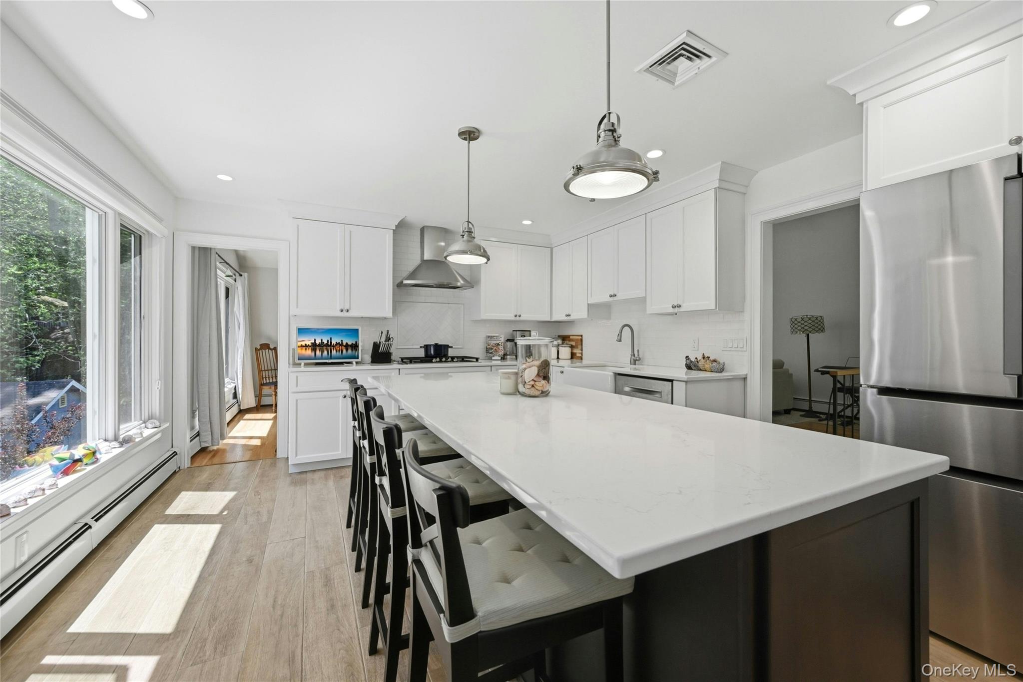 95 Linda Lane Property Photo 11