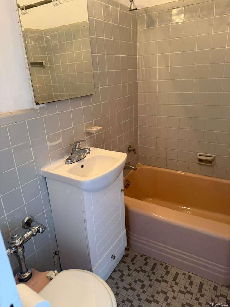 1 Station Square 411 Property Photo 7