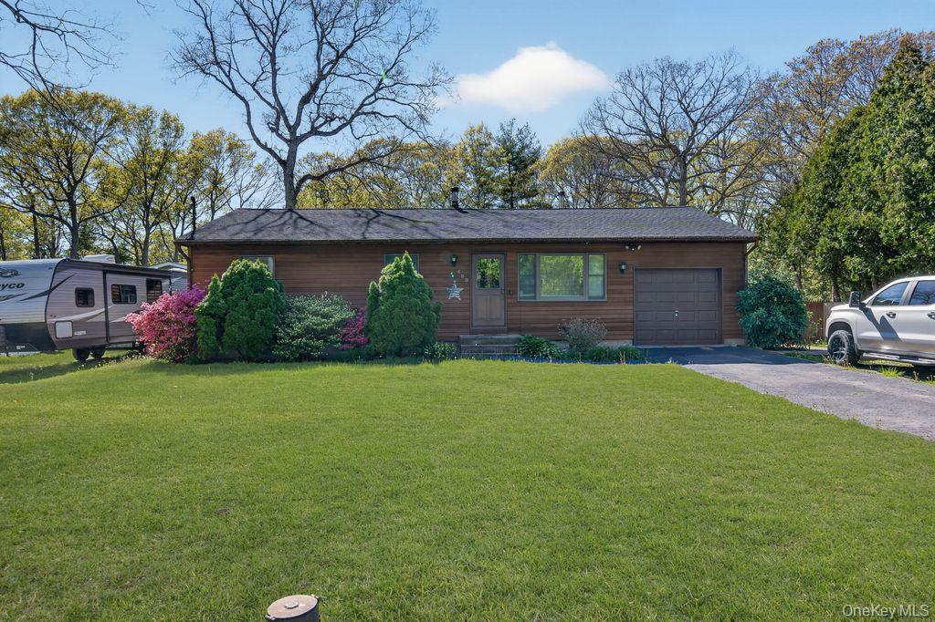489 Rowlinson Drive Property Photo 1