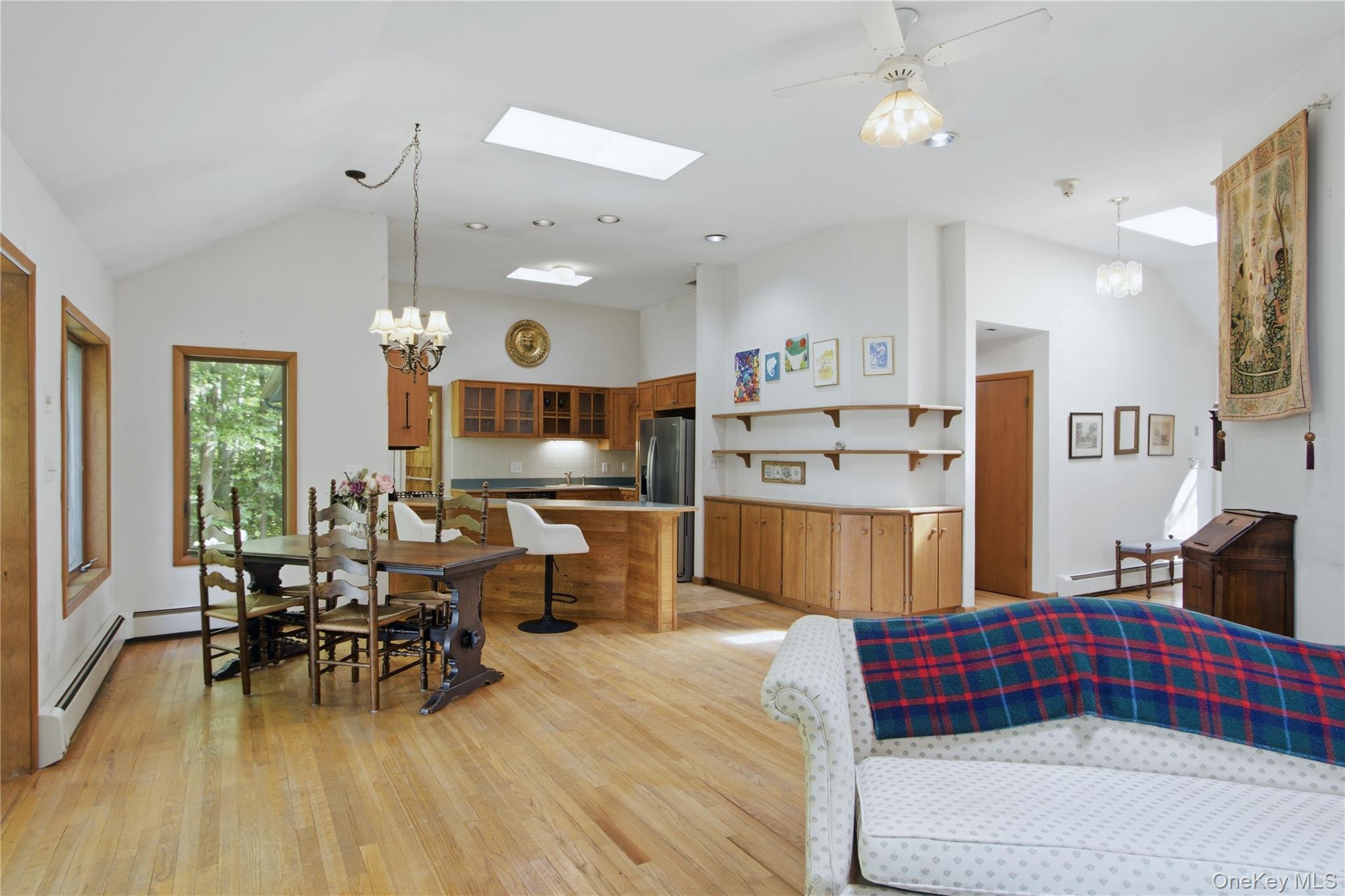 4 Loggers Court Property Photo 10